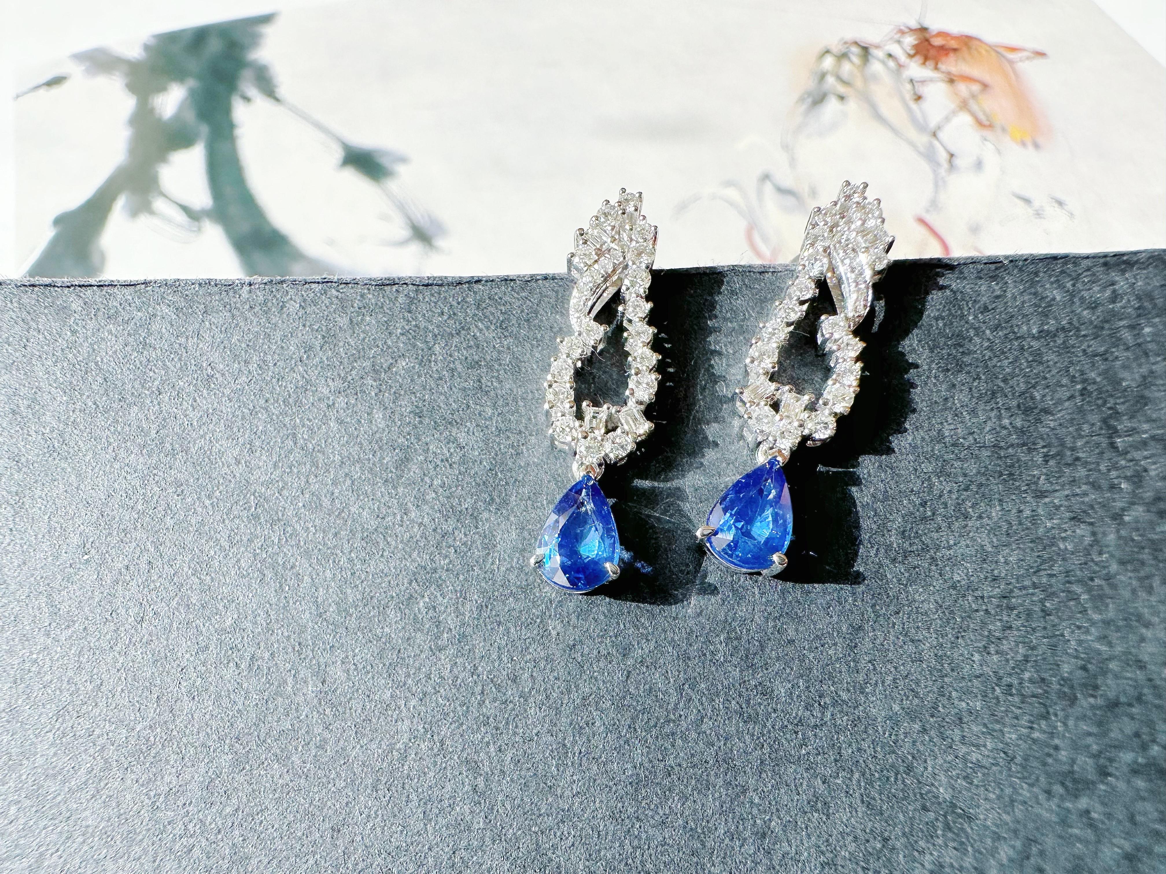 Natürliche Vivid Blue Sapphire Tropfenohrringe aus 18k Weißgold und Diamant im Angebot 6