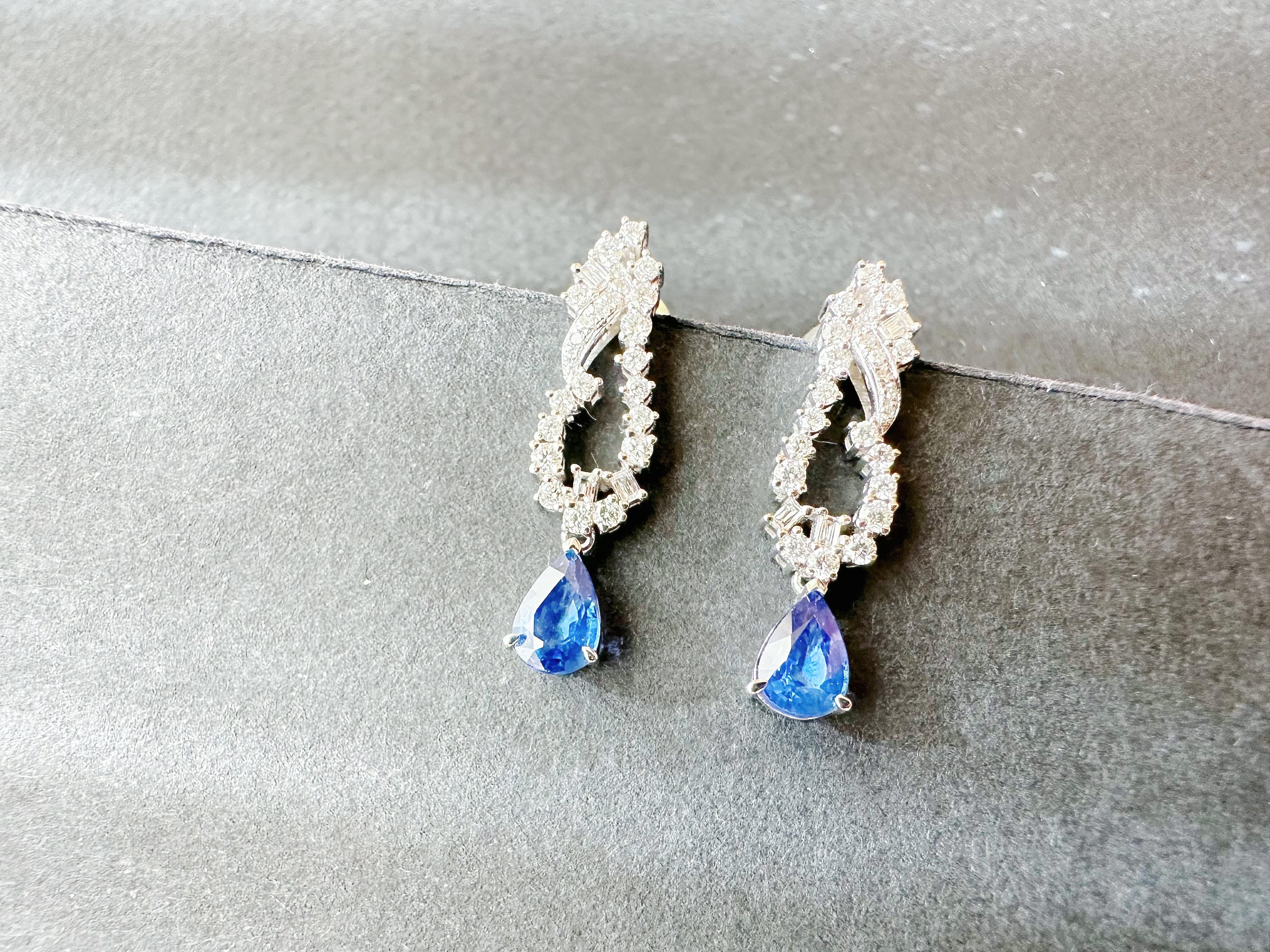 Natürliche Vivid Blue Sapphire Tropfenohrringe aus 18k Weißgold und Diamant im Angebot 11