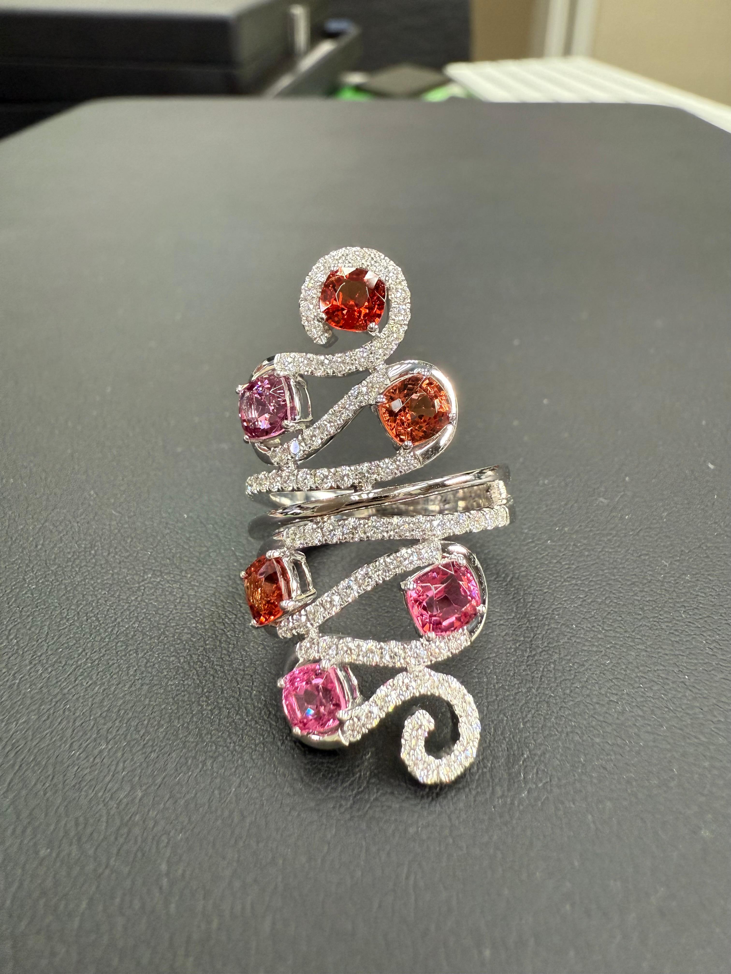Natural Vivid Colored Spinels & Diamond 6 Stone Cocktail Ring, Strong Colors In New Condition For Sale In Hong Kong, HK