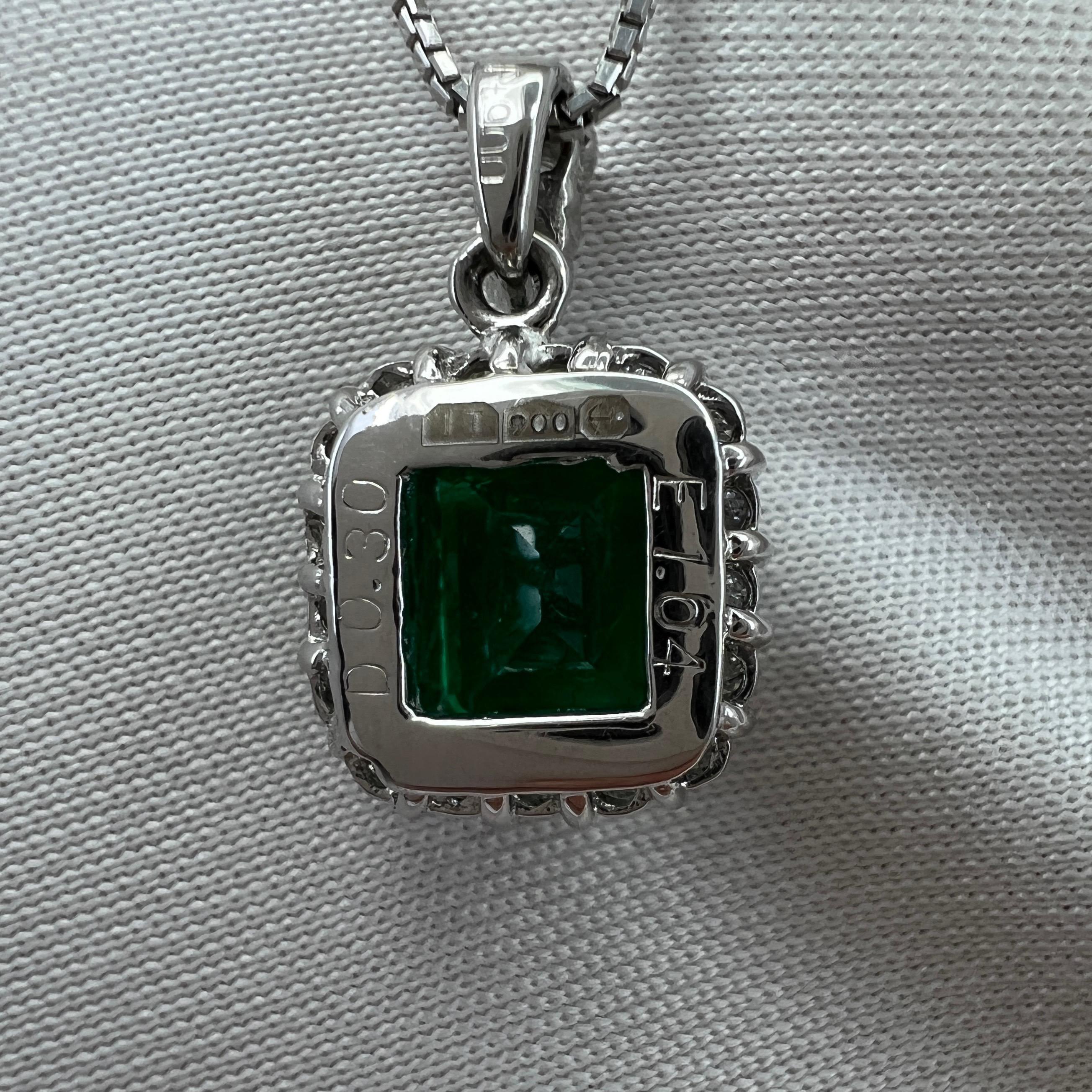 Natural Vivid Green Colombian Emerald Diamond Platinum Cluster Pendant Necklace For Sale 3