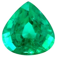 Natural Vivid Green Emerald 0.87ct Pear Teardrop Cut 6.1 x 6.2x6.1mm Gem