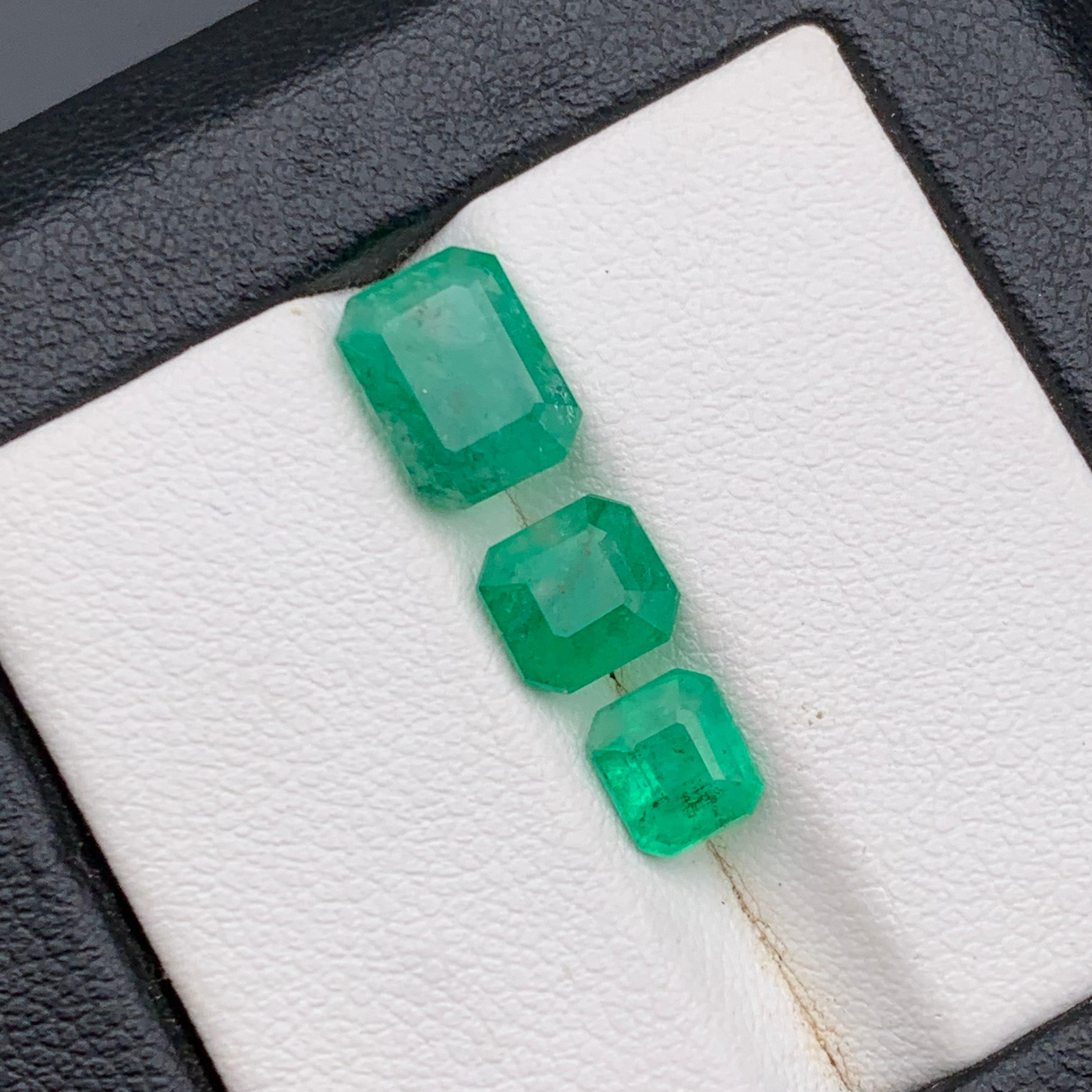 Natürlicher lebendiger grüner Smaragd 4.12 Ct lose Edelsteine Paket - für Schmuck Fassung (Zeitgenössisch) im Angebot