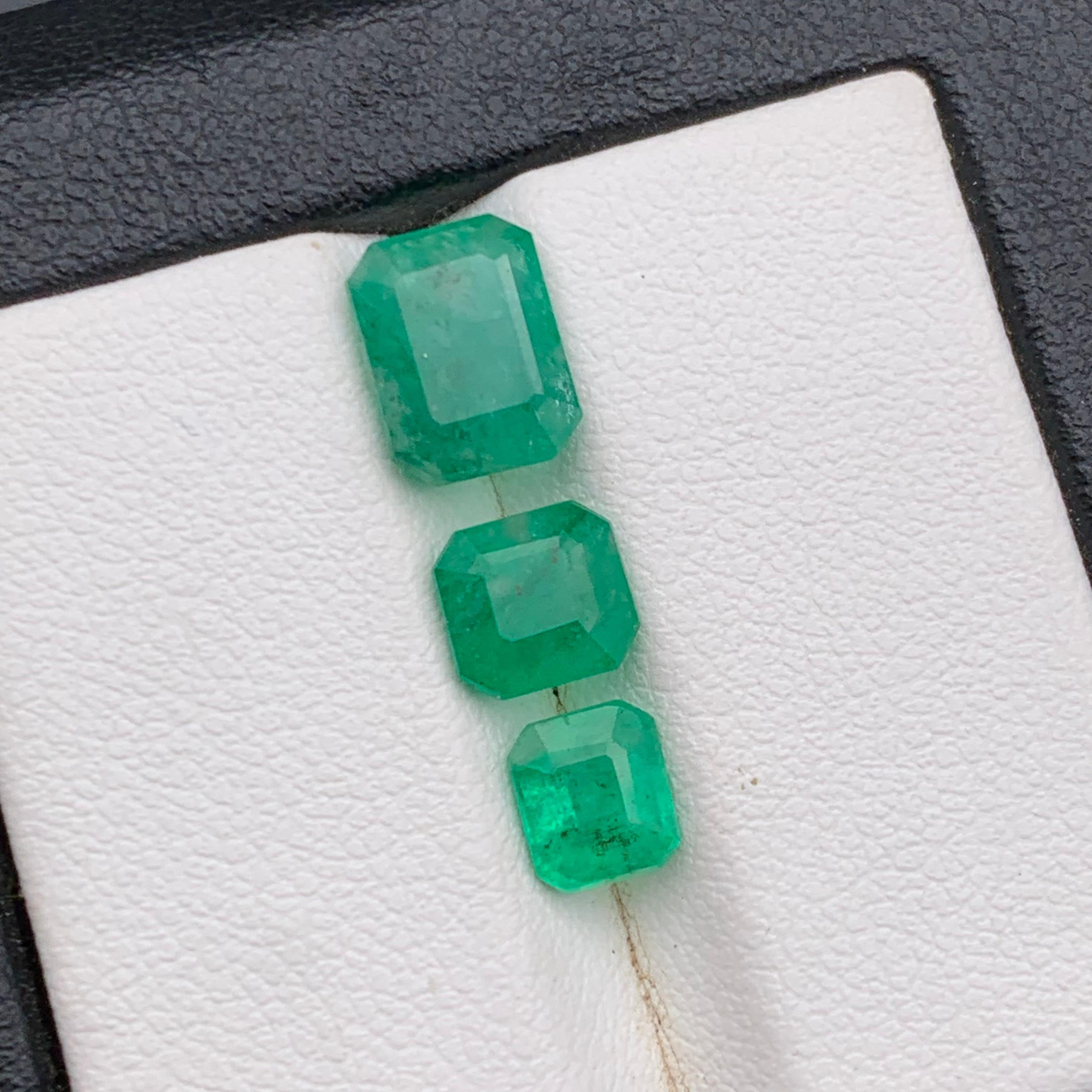 Natürlicher lebendiger grüner Smaragd 4.12 Ct lose Edelsteine Paket - für Schmuck Fassung im Angebot 1