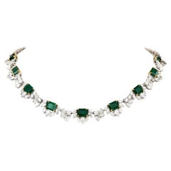 Natural Vivid Green Emerald Diamond 18K Gold Floral Link Necklace
