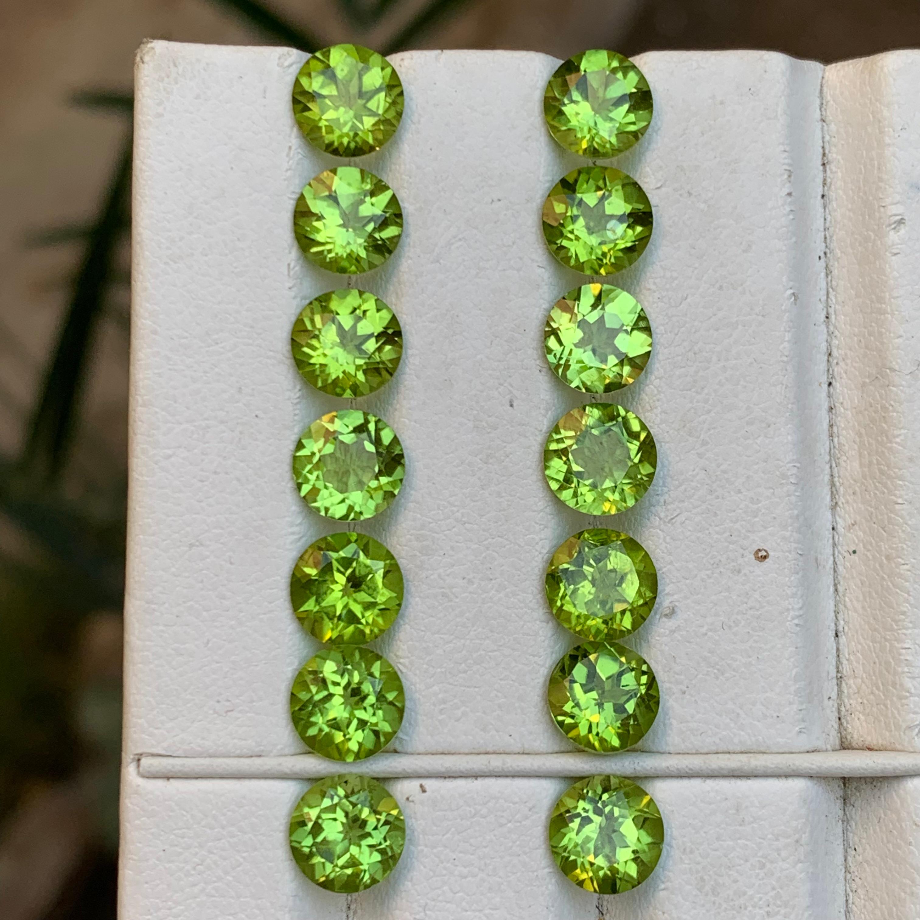 Contemporain Paires de pierres précieuses en vrac Greene & Greene Greene Naturelles 20.74 Ct Round Brilliante Cut Loose Gemstone Pairs en vente