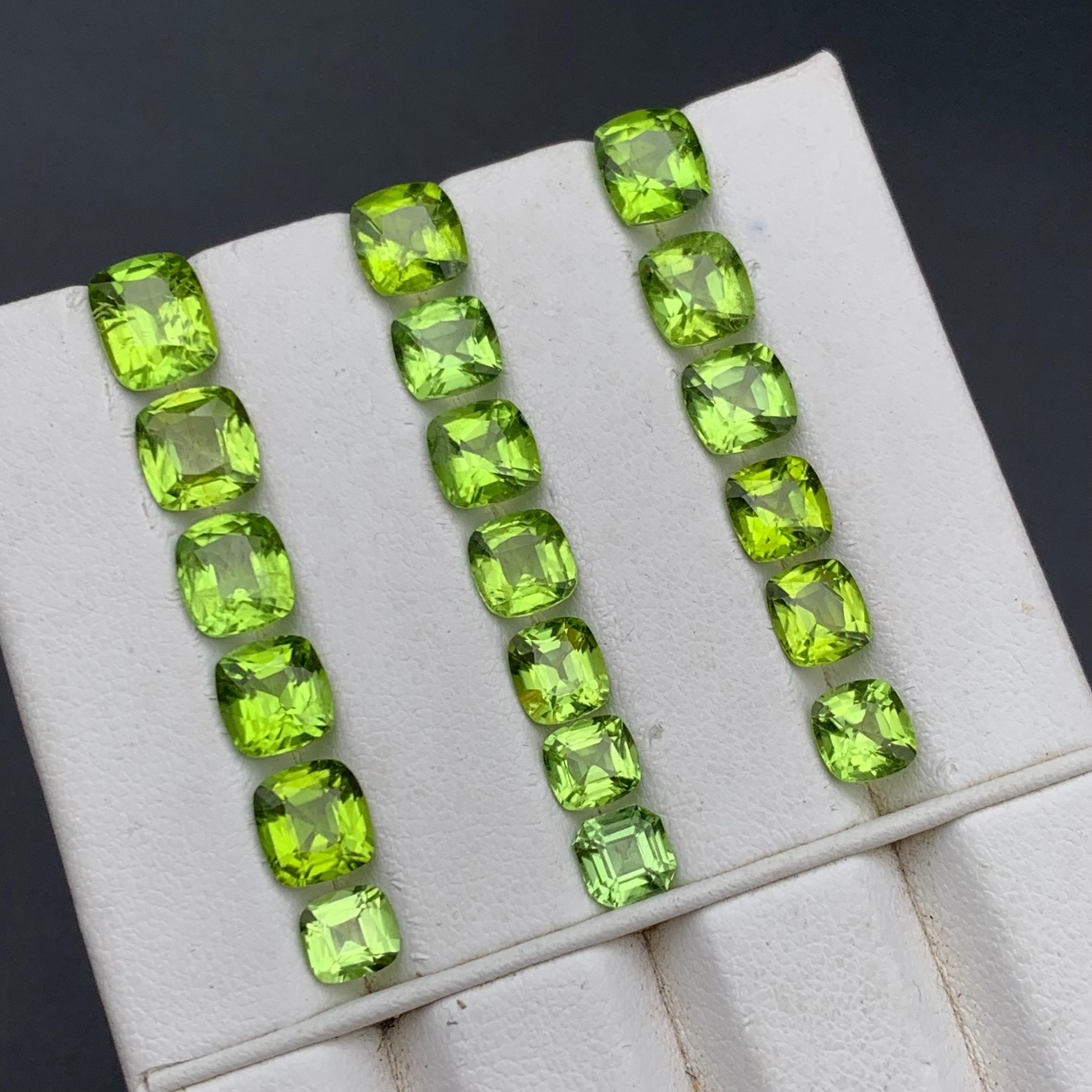 Natürlicher lebendiger grüner Peridot 22.73 Ct Cushion Cut Lose Edelsteine Lot für Schmuck im Angebot 6