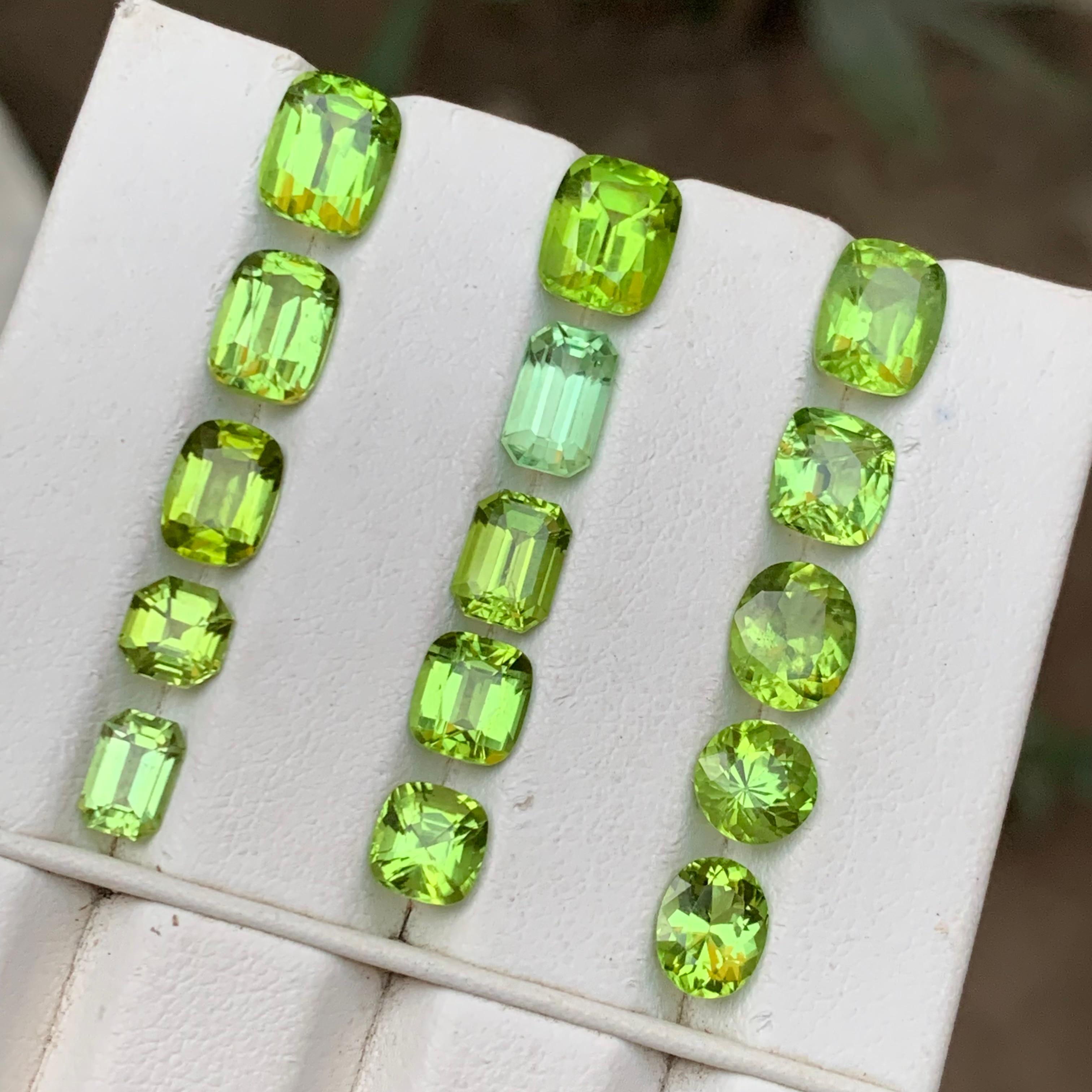 Natürlicher lebendiger grüner Peridot 23.53 Ct Cushion Cut Lose Edelsteine Lot für Schmuck im Angebot 7