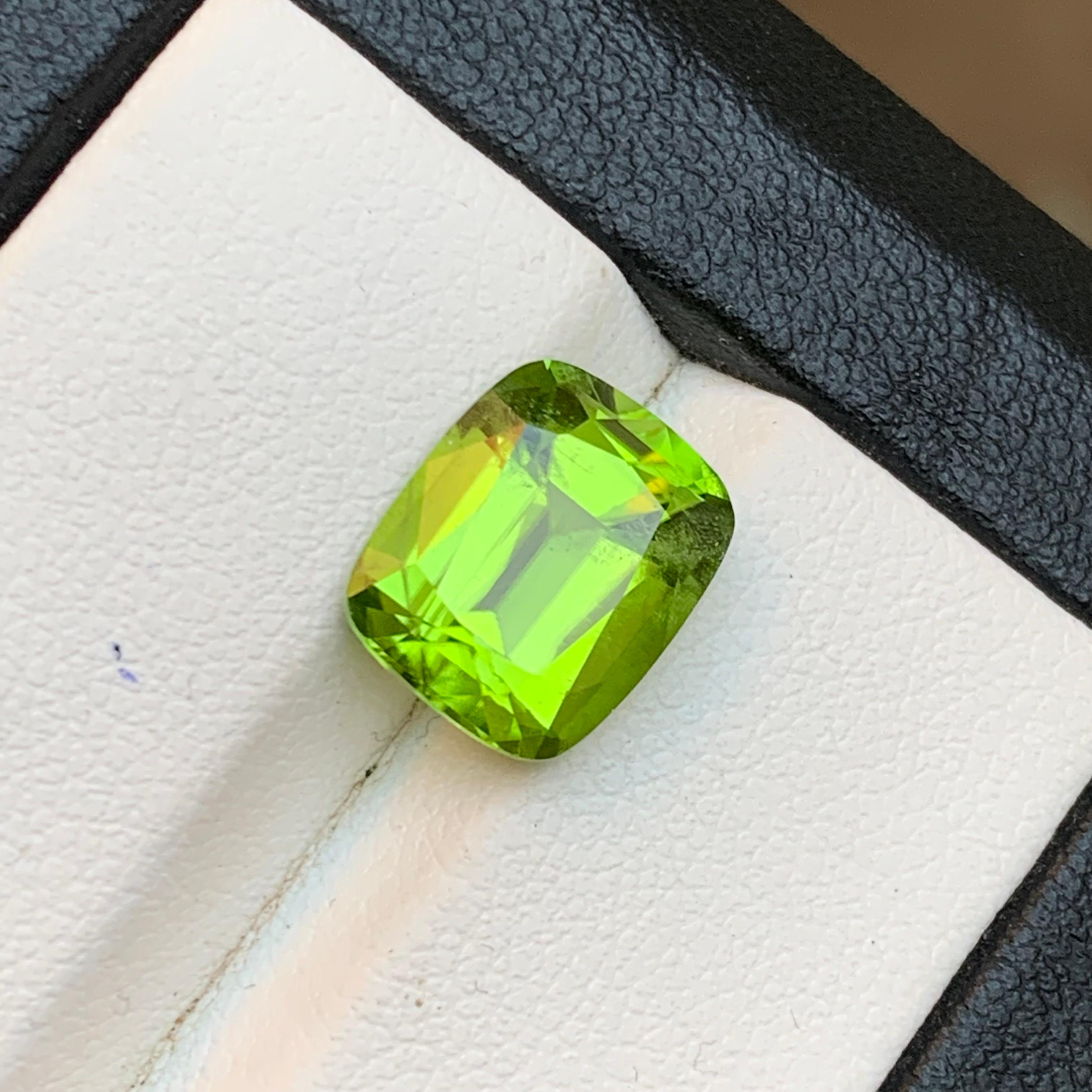 Peridoto verde vivo natural 5,02 ct talla cojín gema suelta para joyería anillo en venta 6