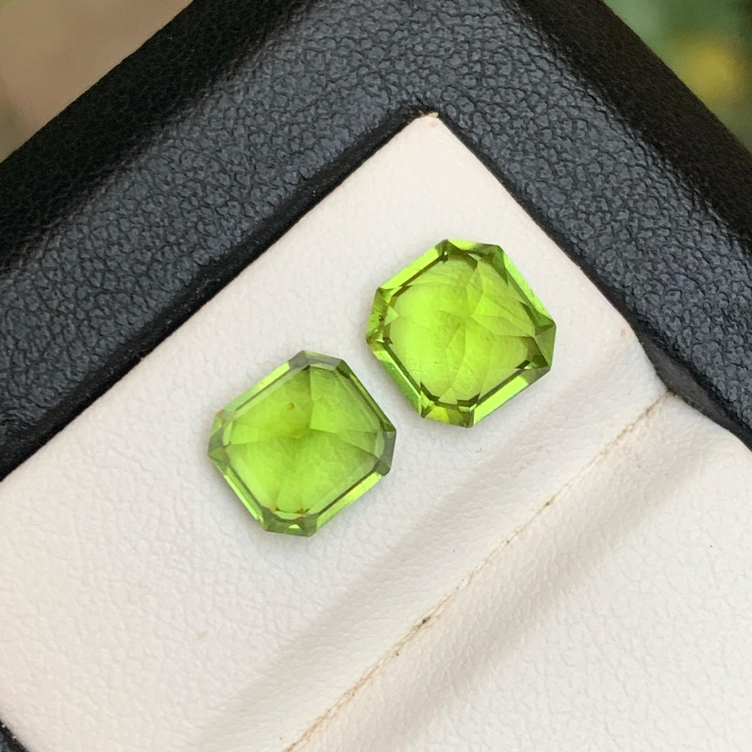 Peridot vert vif naturel 5.05 Ct Emerald Cut Loose Gemstones Set for Jewelry Unisexe en vente