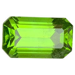 Natural Vivid Green Peridot Step Emerald Cut 10.24 Carat Loose Gemstone for Ring