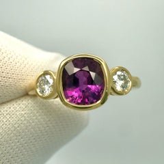 Natural Vivid Pink Purple Sapphire & Diamond 18k Yellow Gold Three Stone Ring
