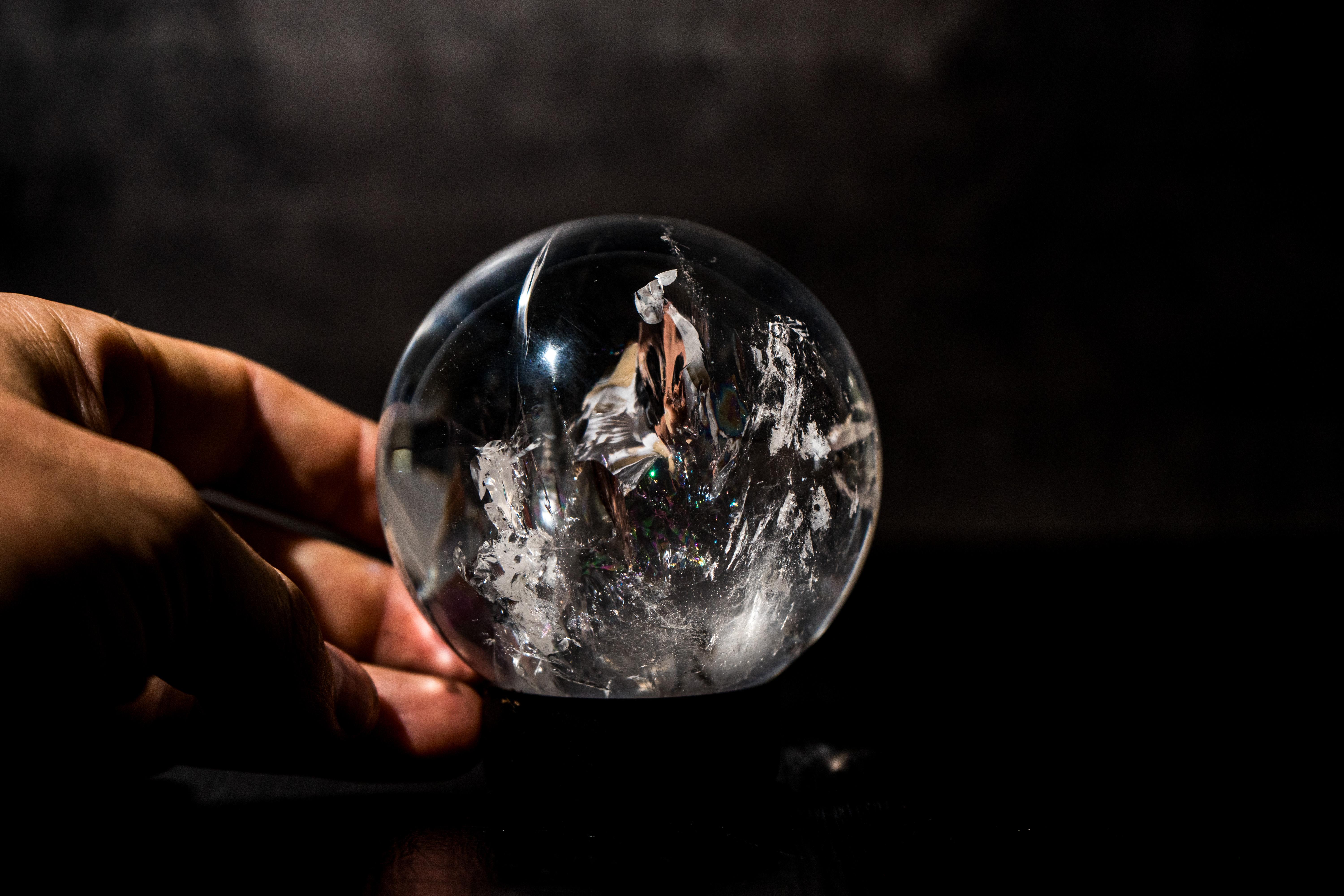 Sphère d'eau douce en quartz naturel en vente 2