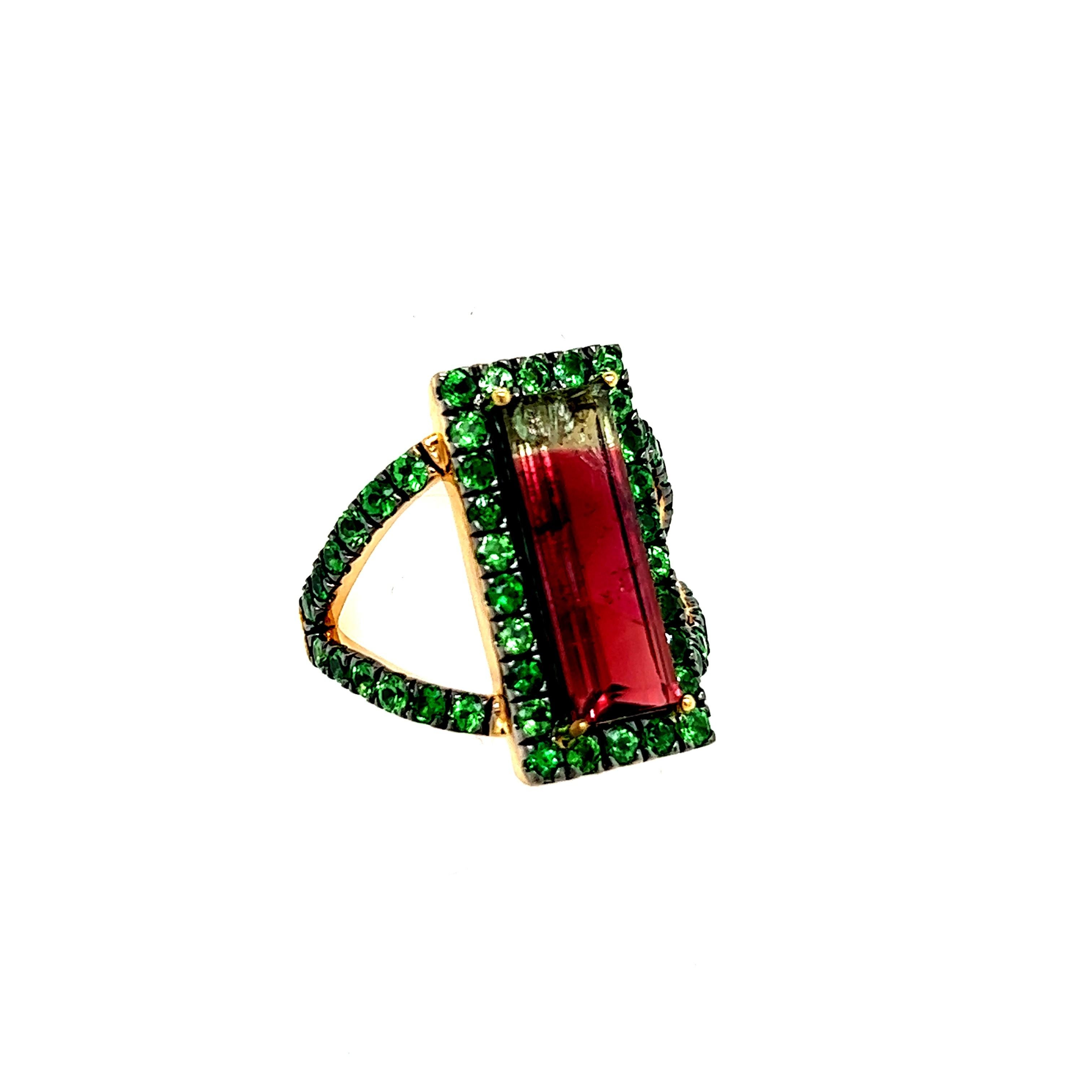 Natural Watermelon Tourmaline Tsavorite Ring 7 14k YG 4.7 TCW Certified  In New Condition For Sale In Brooklyn, NY