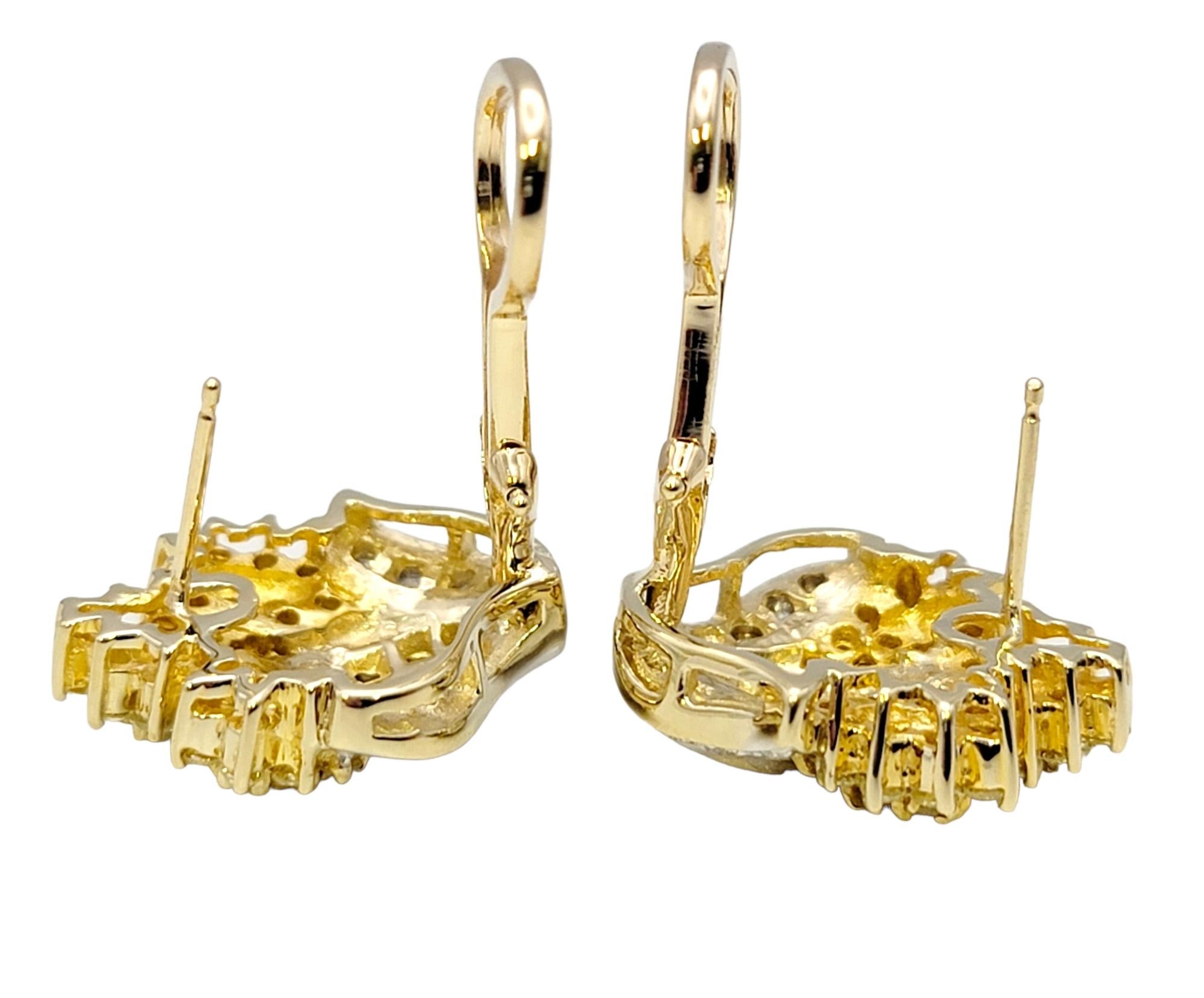 Natürliche weiße und ausgefallene hellgelbe Diamant-Cluster-Ohrringe in Flammenform  Damen im Angebot