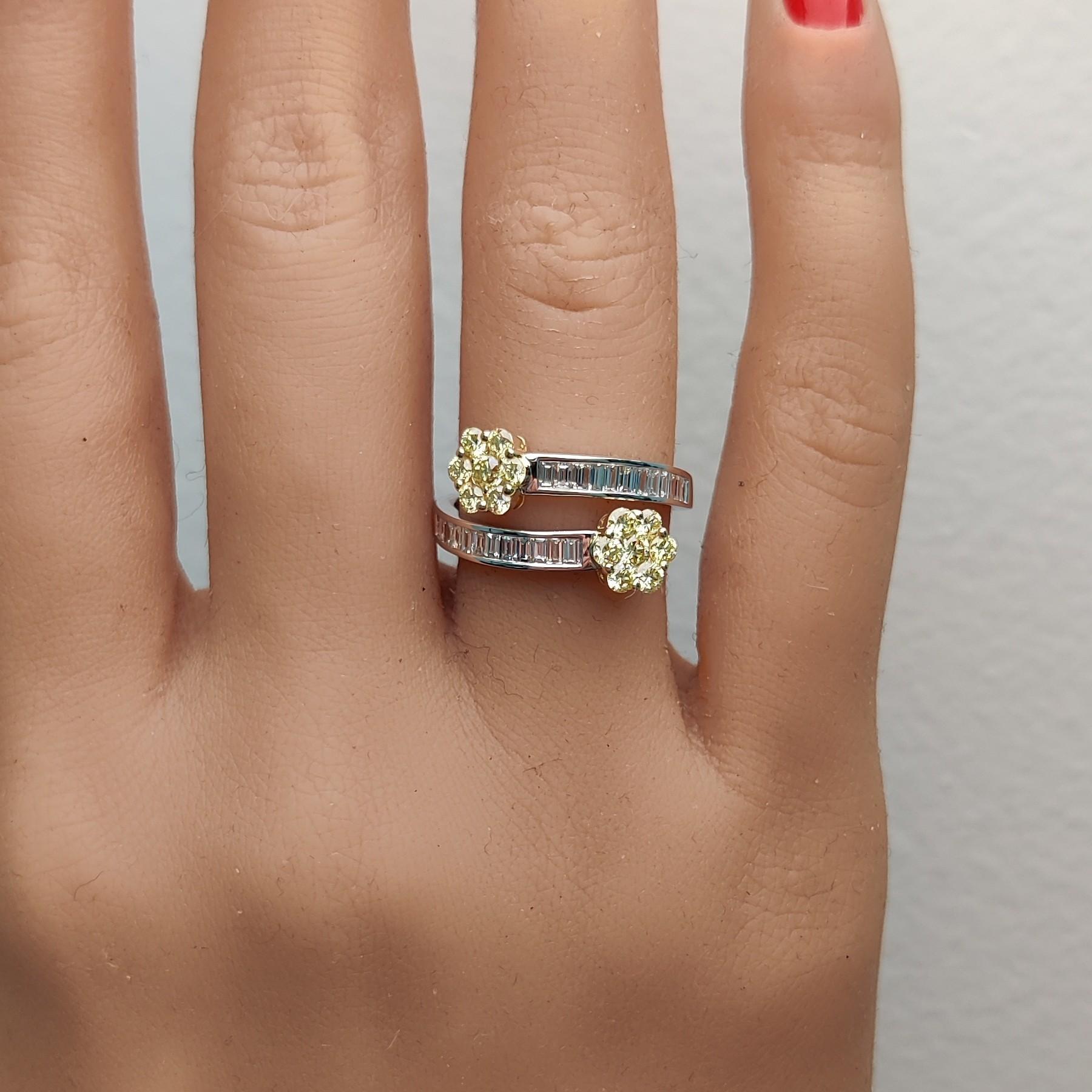 Natural White Baguette and Yellow Diamond 1.15 Carat TW Gold Cocktail Band In New Condition For Sale In New York, NY