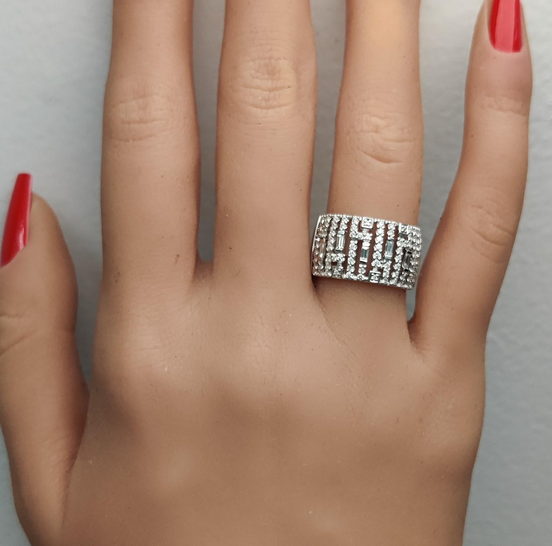 Natural White Baguette Diamond 0.68 Carat TW White Gold Cocktail Ring In New Condition For Sale In New York, NY