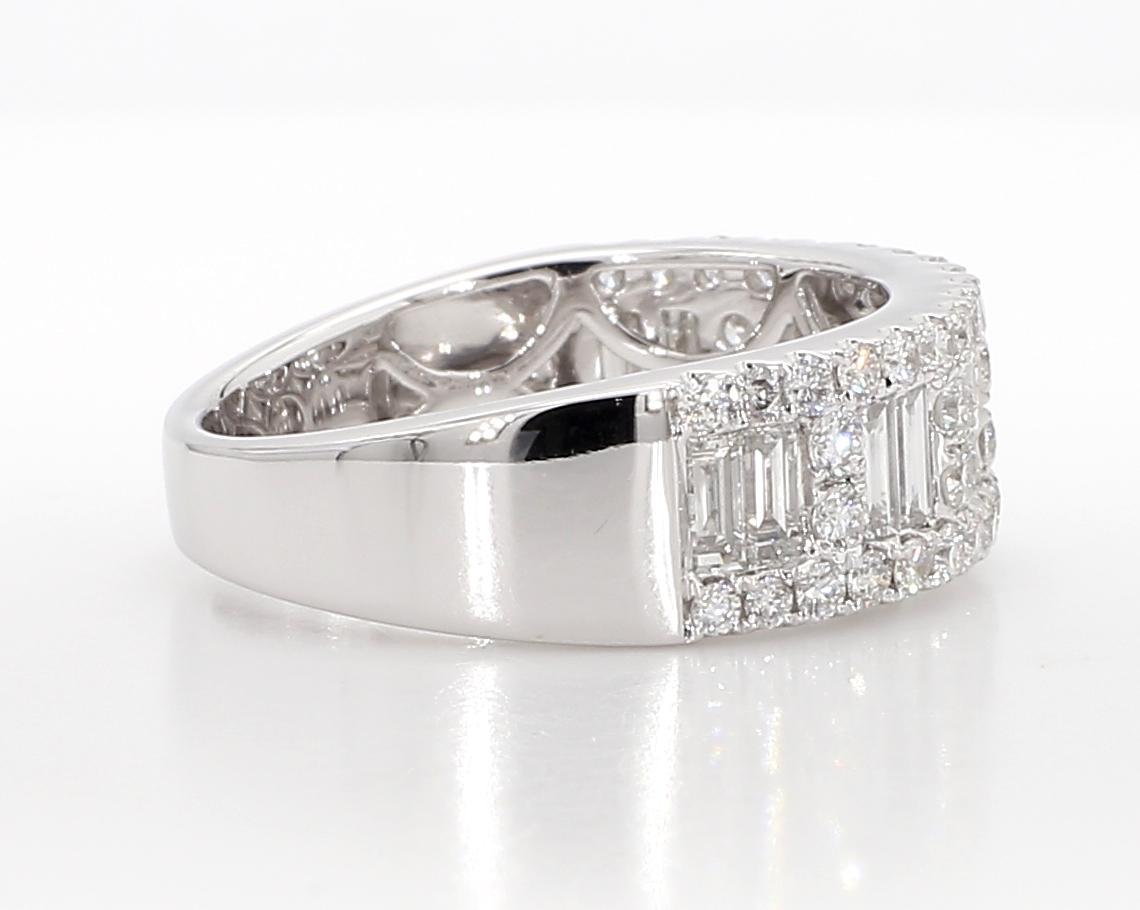 Natural White Baguette Diamond 1.42 Carat TW White Gold Wedding Band For Sale 2