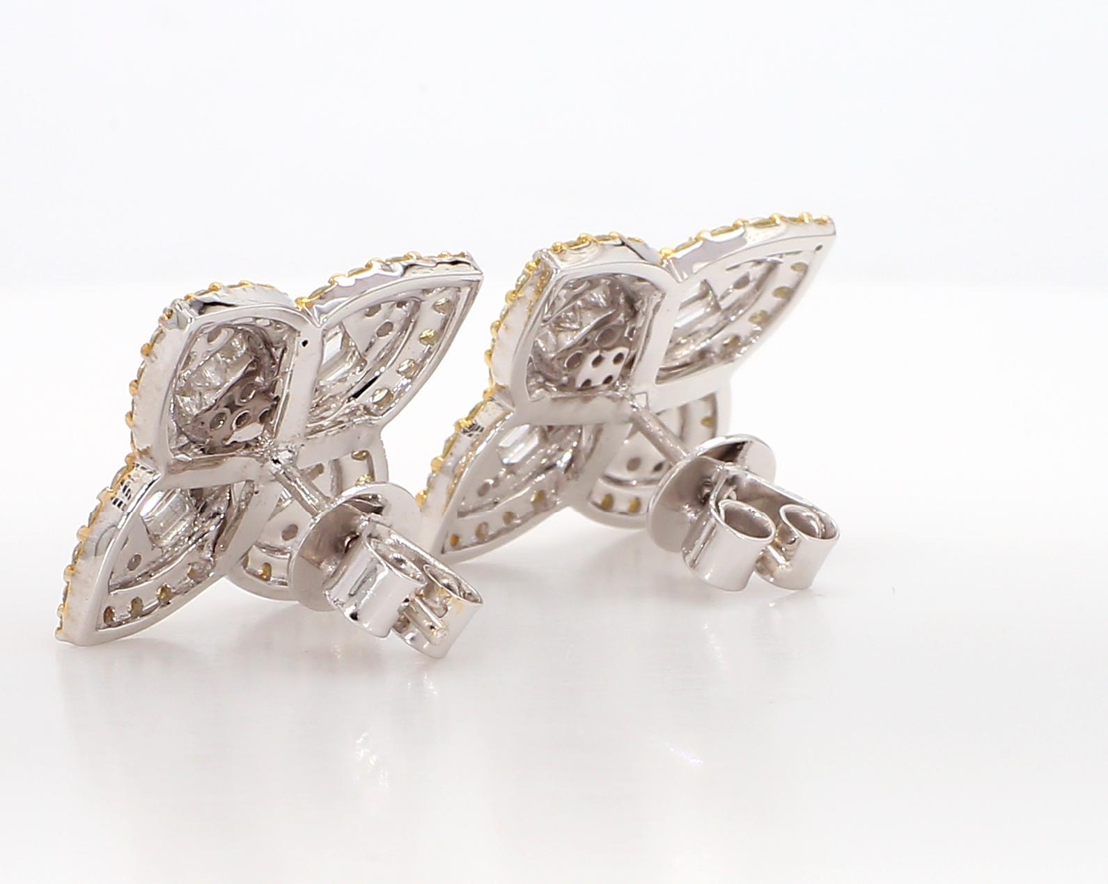 Natural White Baguette Diamond 2.03 Carat TW Gold Stud Earrings In New Condition For Sale In New York, NY