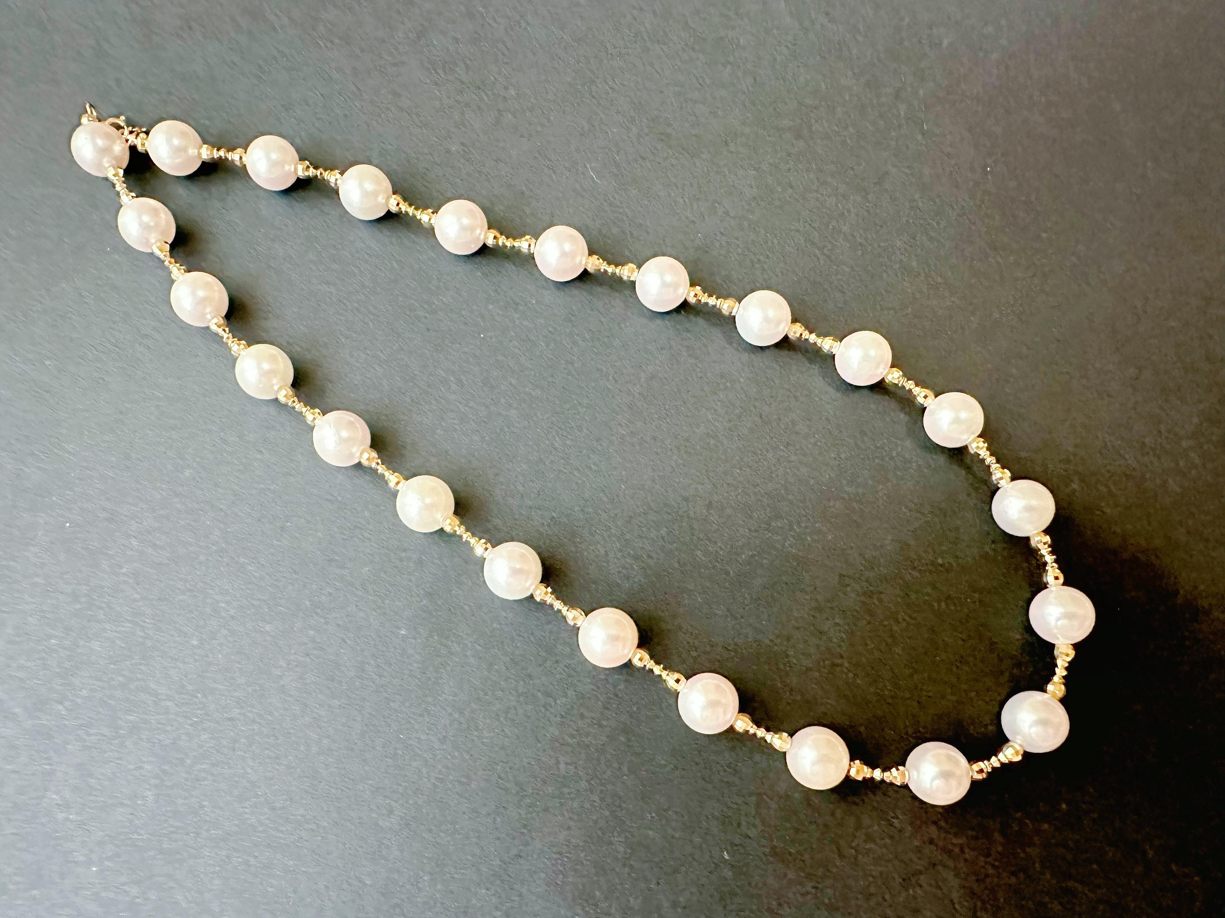 Natural White Colour Japan Sea Water Akoya Pearl Necklace with 18K Golden Beads For Sale 13