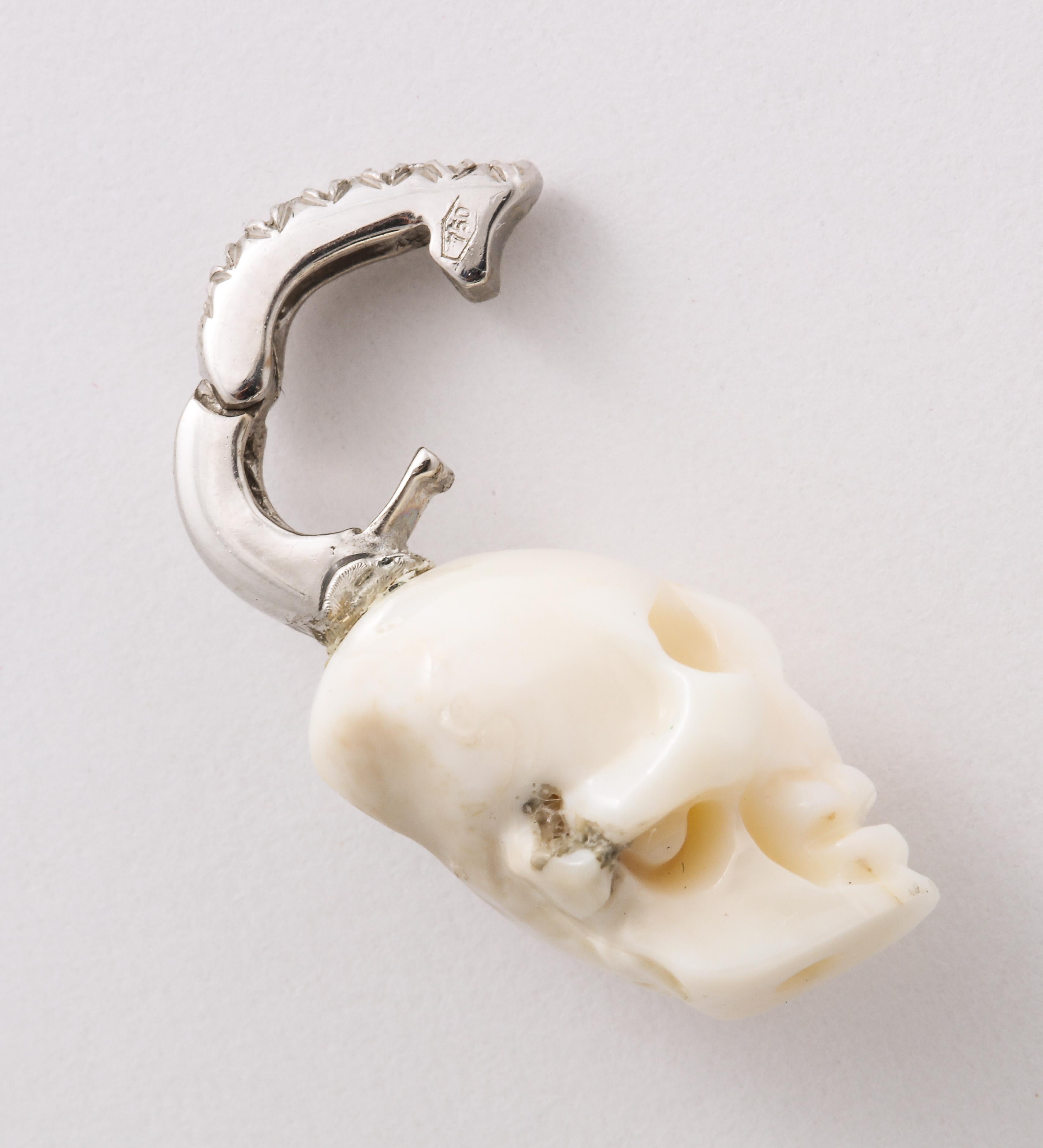 Natural White Coral Carved Skull Paved Diamonds On Onyx Beads 18k Gold Clasp For Sale 4