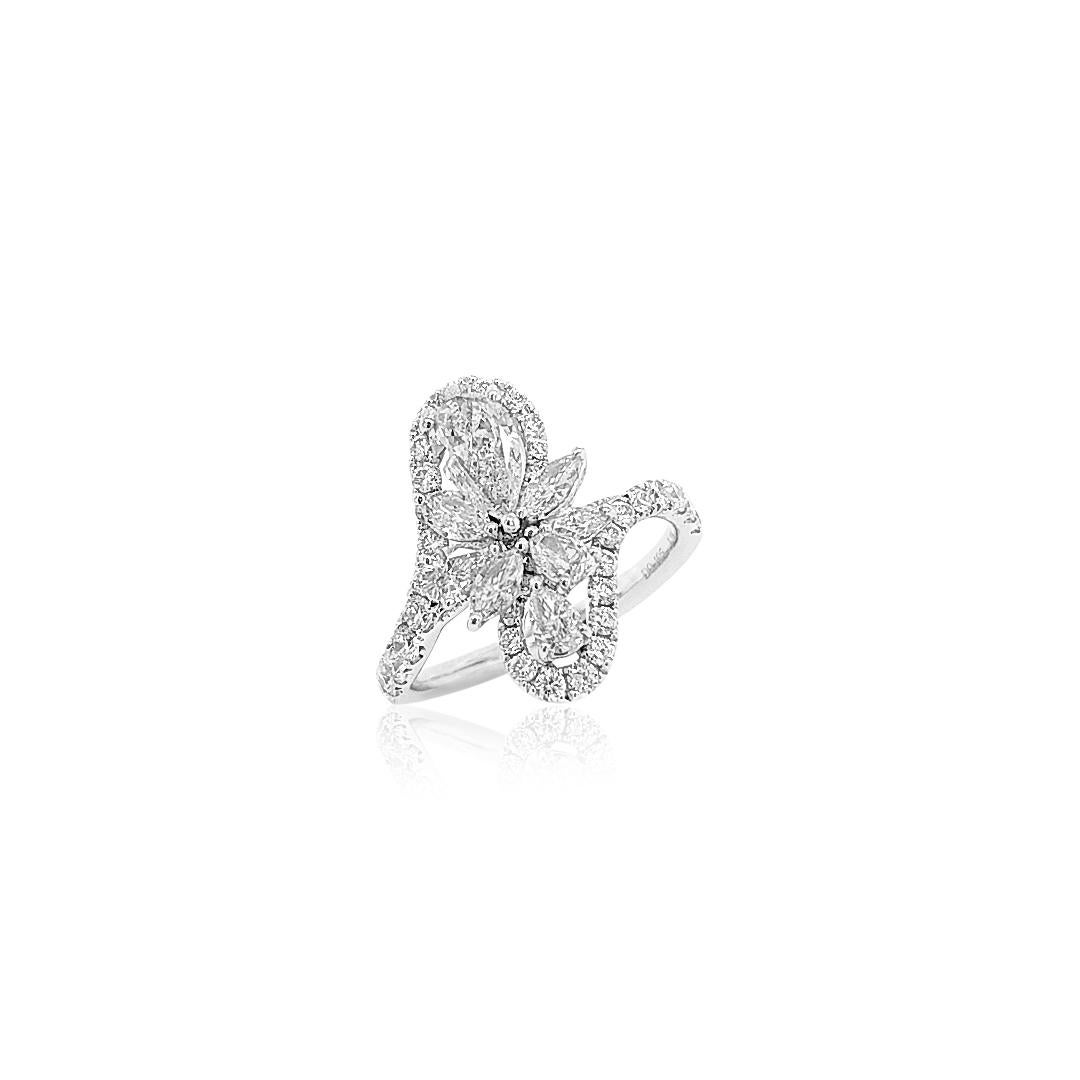 Natürlicher weißer Diamant in Platin Cocktail-Ring (Tropfenschliff) im Angebot