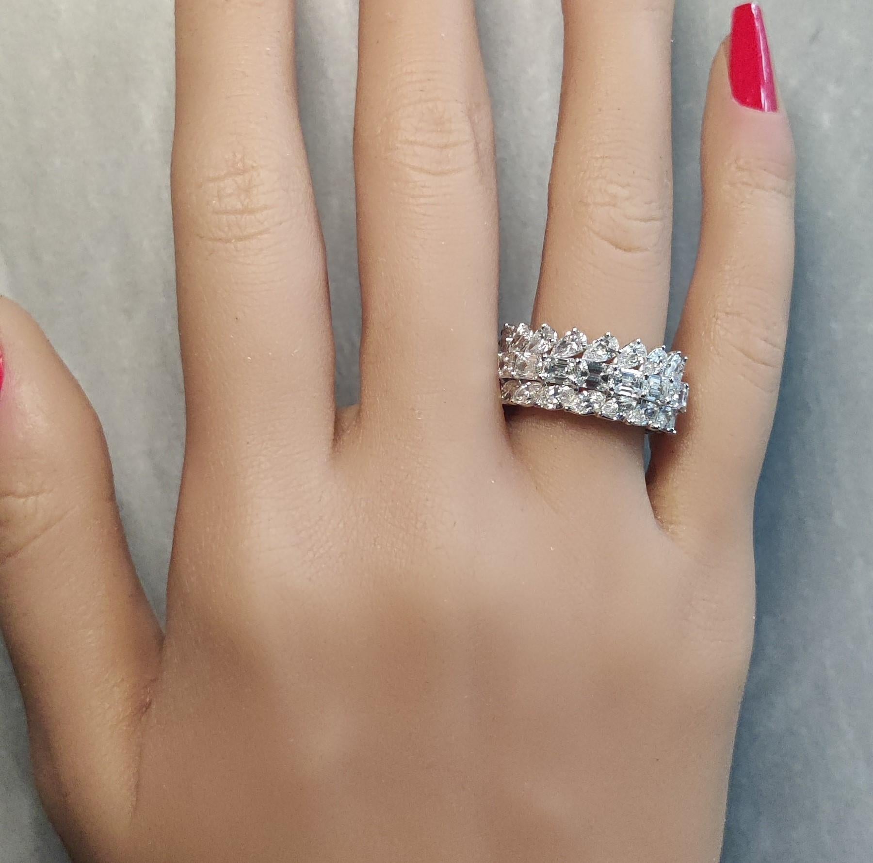Natural White Emerald Diamond 11.15 Carat TW White Gold Eternity Band In New Condition For Sale In New York, NY
