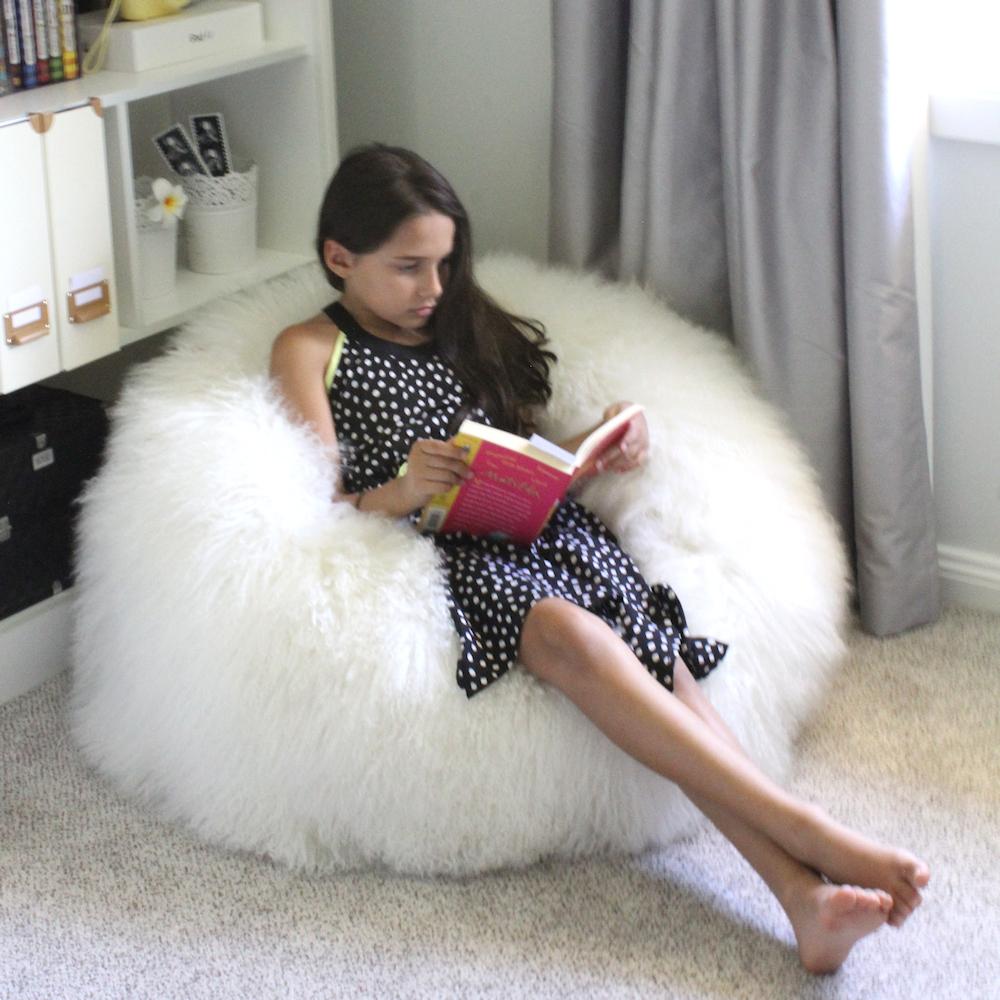 Scandinavian Modern Natural White Fur Bean bBag Chair - Kids size For Sale