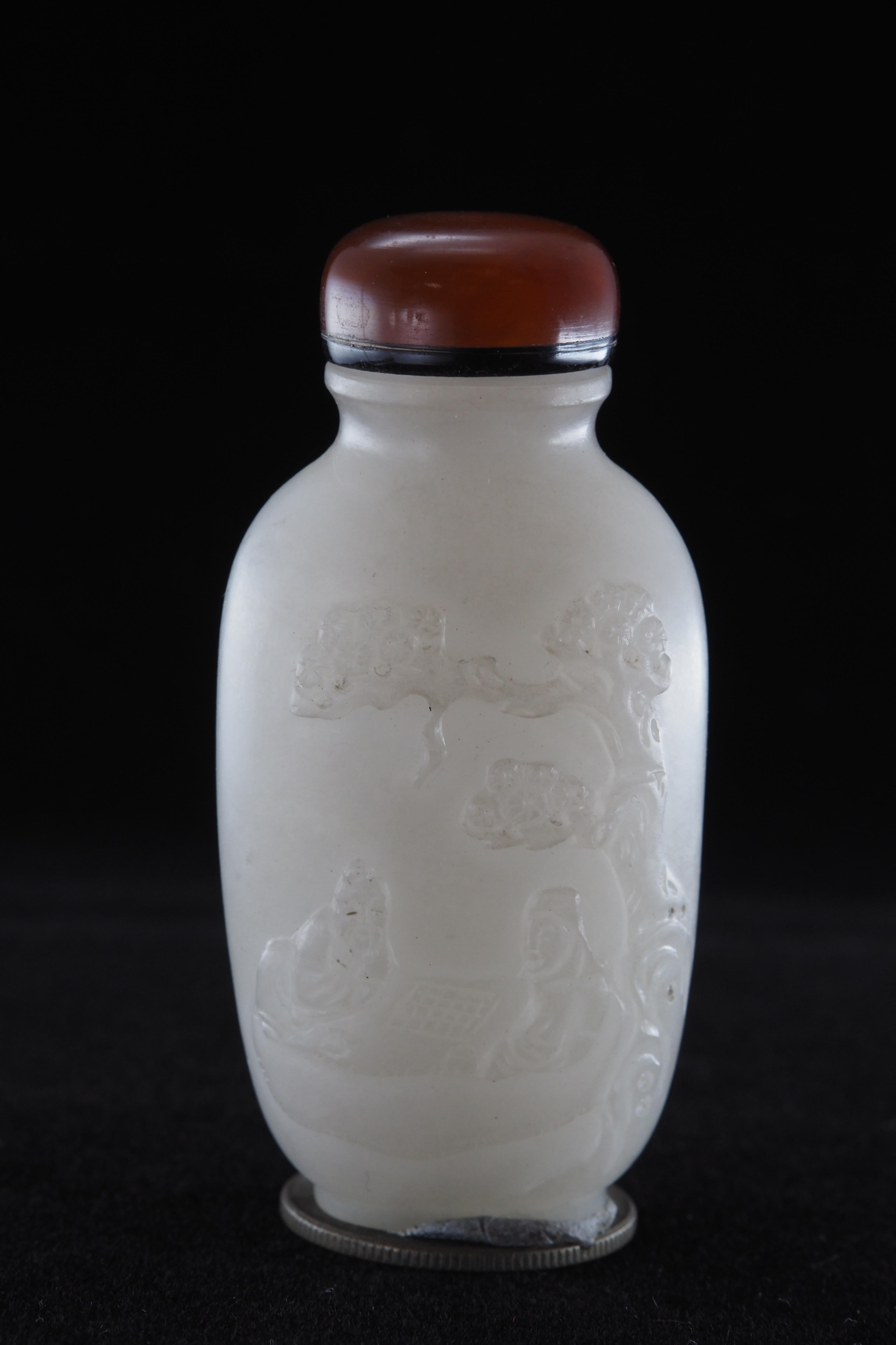 Flacon à priser en jade blanc naturel et agate en vente 7
