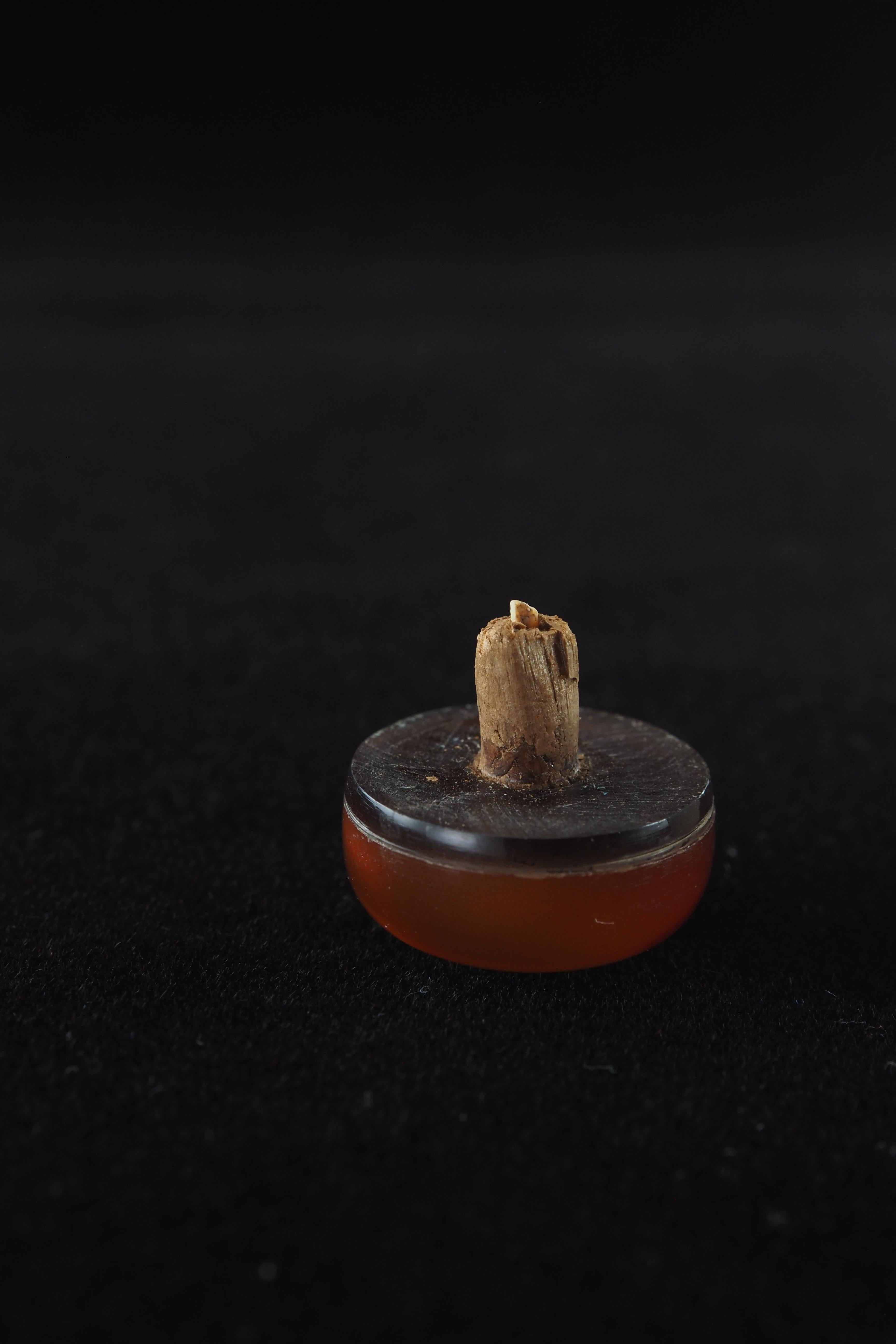 Flacon à priser en jade blanc naturel et agate en vente 13