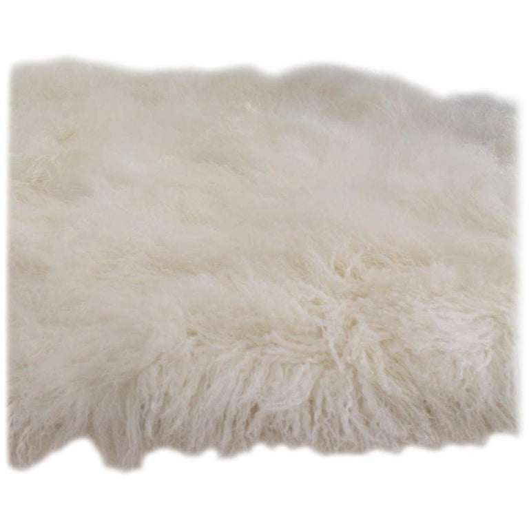 Natural White Mongolian Sheepskin Fur Rug Made In Australia For Sale At 1stdibs