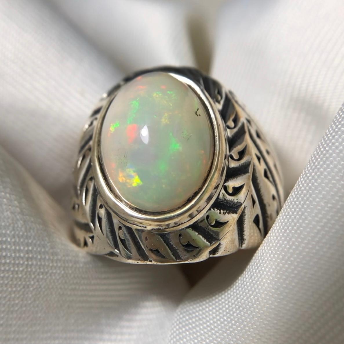 Anello in argento 925 opale bianco naturale fatto a mano pieno di fuoco misura 9,5 in vendita 4