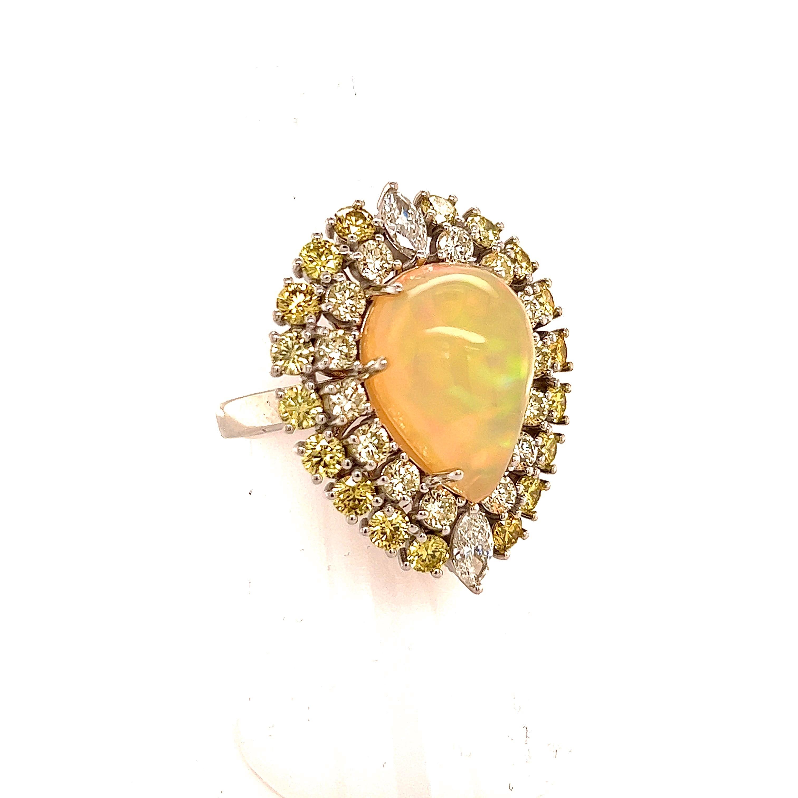 Women's Natural White Opal Diamond Ring 14k Gold 11 TCW GIA Certified For Sale