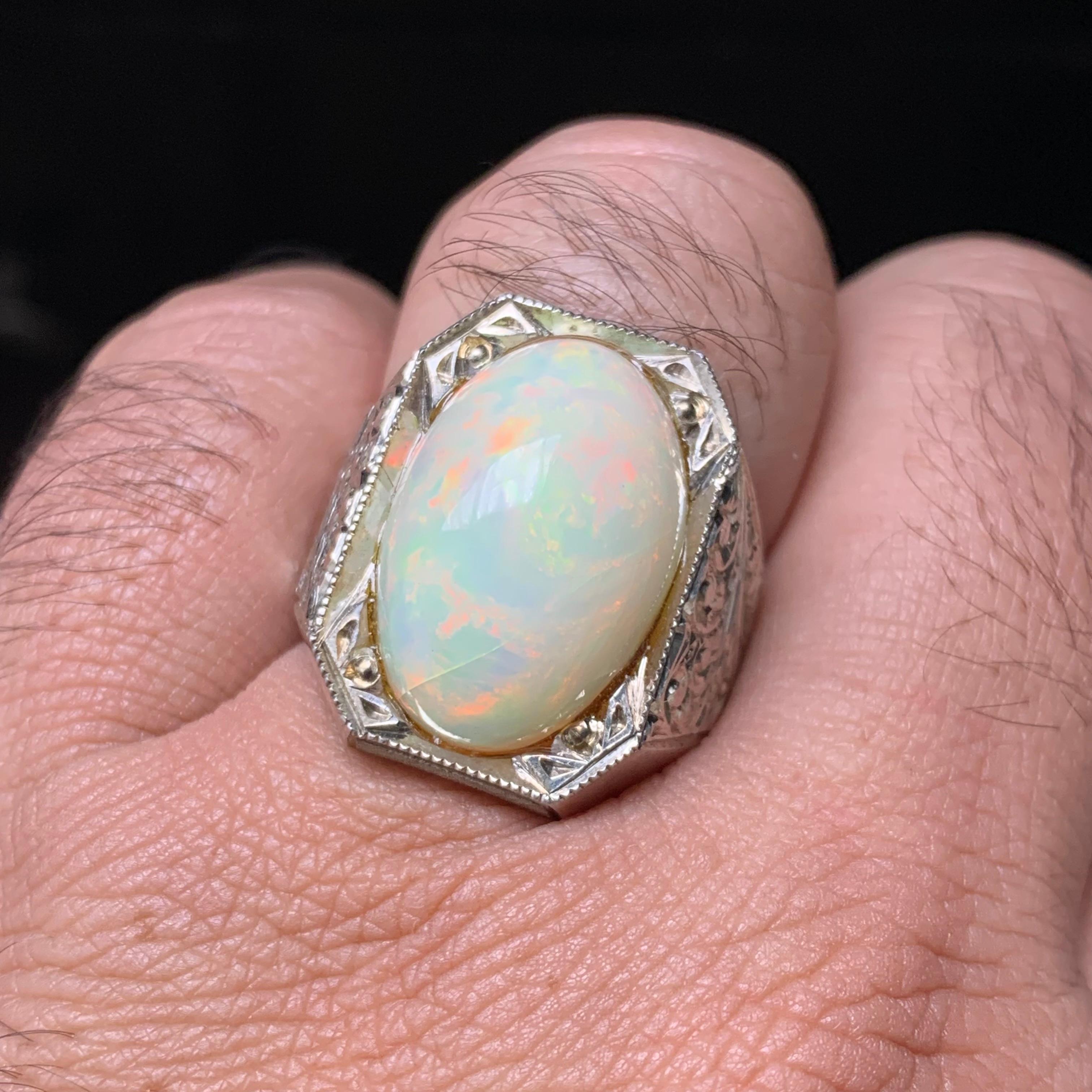 Artigiano Anello di opale bianco naturale in argento 925 - Fatto a mano con giochi di colore in vendita