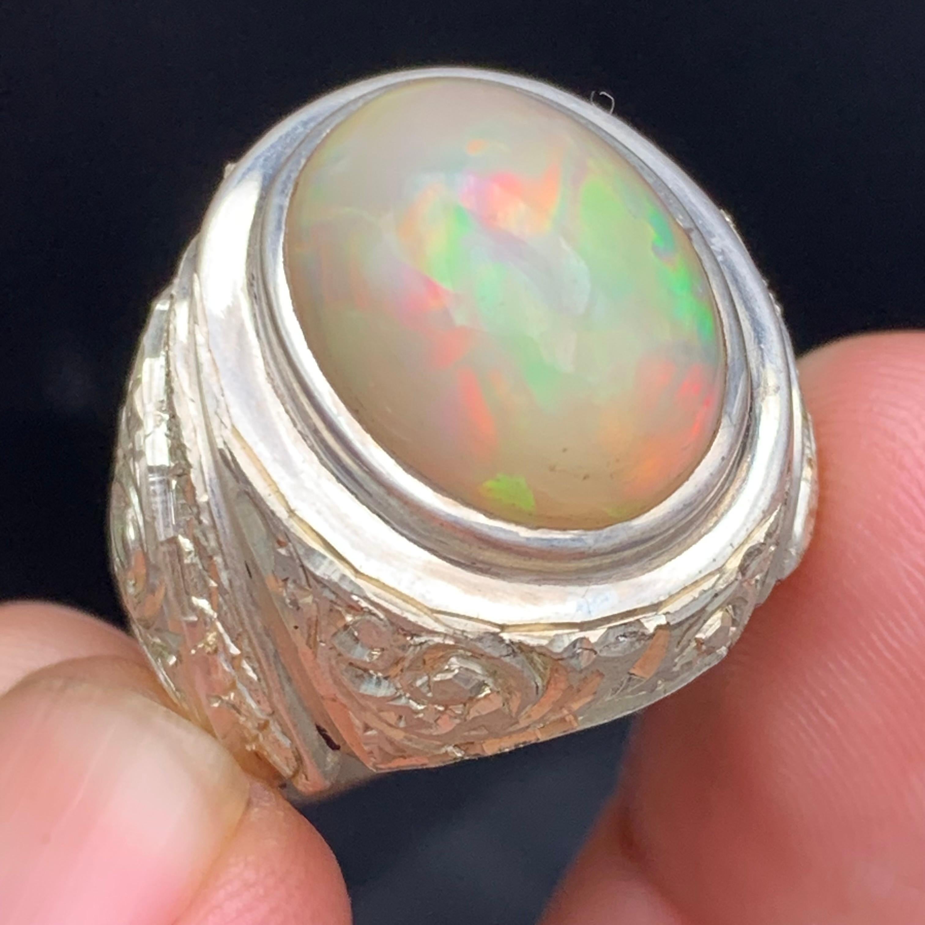 Natürlicher weißer Opal Ring in 925 Sterling Silber - Handgefertigt mit Farbspiel im Angebot 1