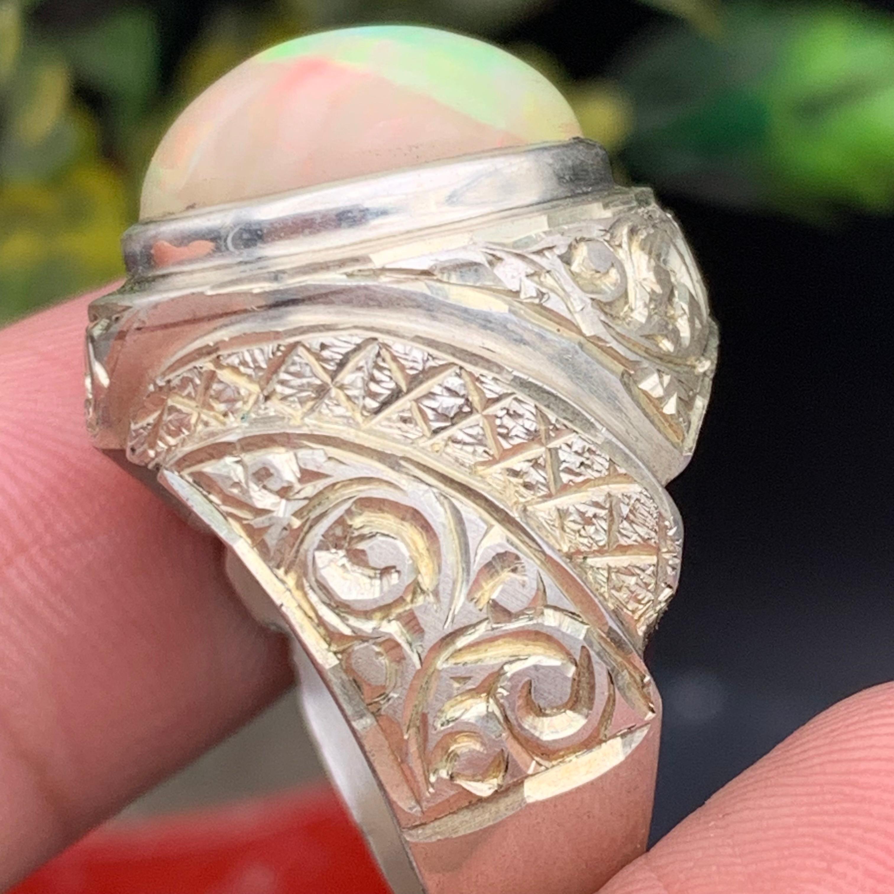 Natürlicher weißer Opal Ring in 925 Sterling Silber - Handgefertigt mit Farbspiel im Angebot 3