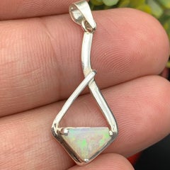 Pendentif en argent 925, opale blanche naturelle taillée en trillion, bijoux faits main