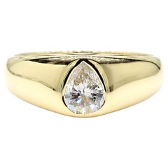 Bague cocktail en or jaune avec diamants blancs naturels en poire de 0,52 carat poids total