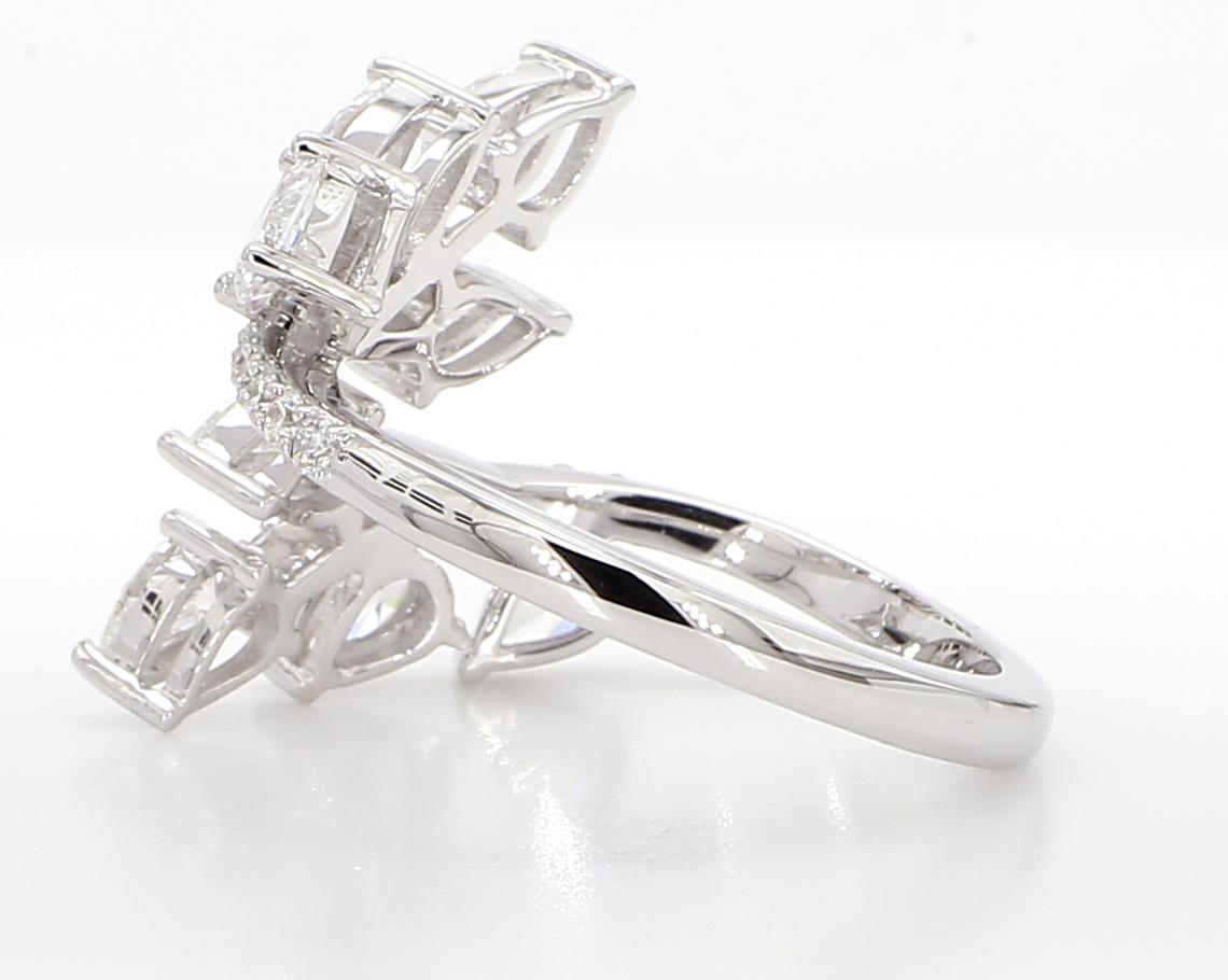 Natürlicher weißer birnenförmiger Diamant 1.28 Karat TW Weißgold Cocktail-Ring im Angebot 1