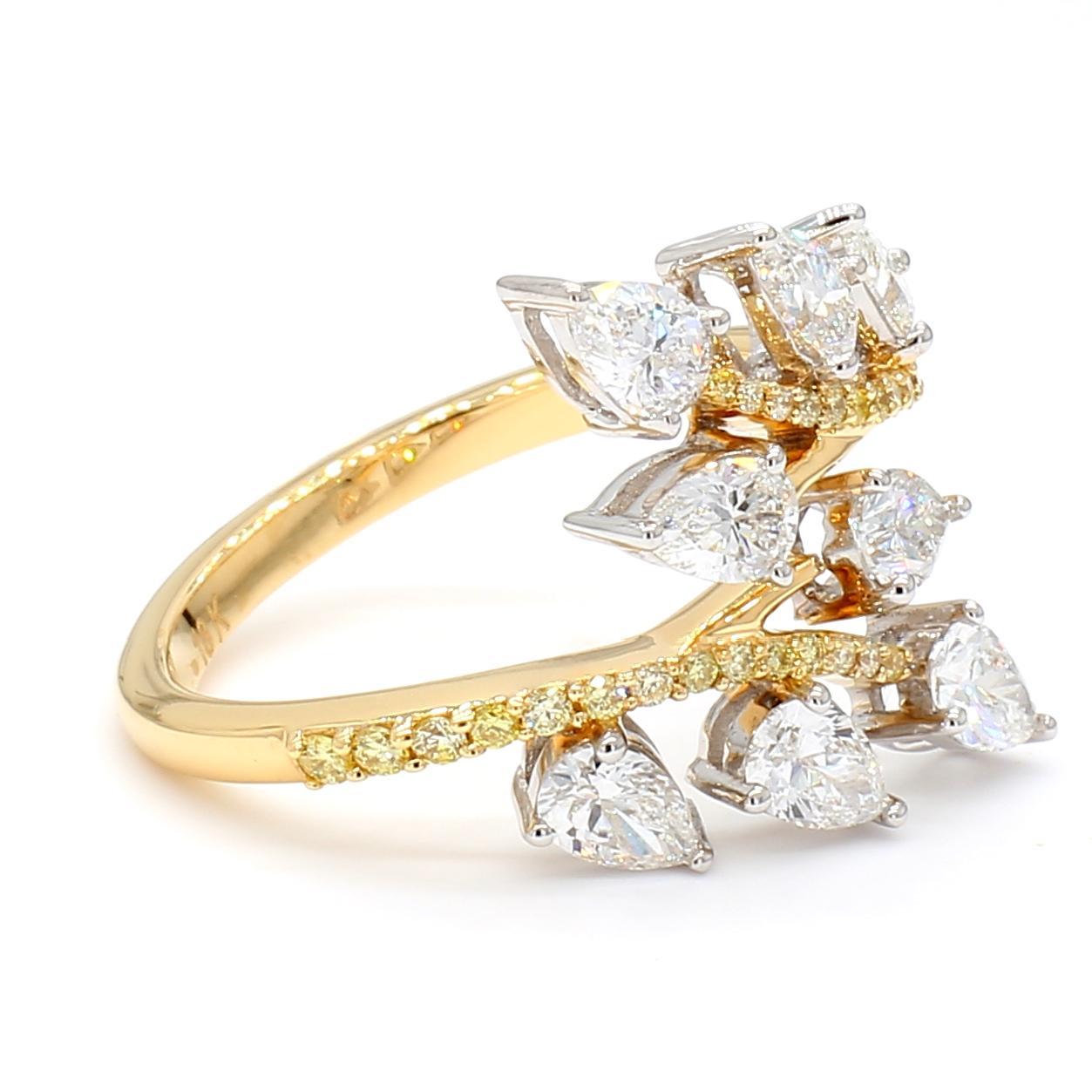 Taille poire Bague cocktail en or jaune avec diamants blancs naturels en poire de 1,42 carat poids total en vente