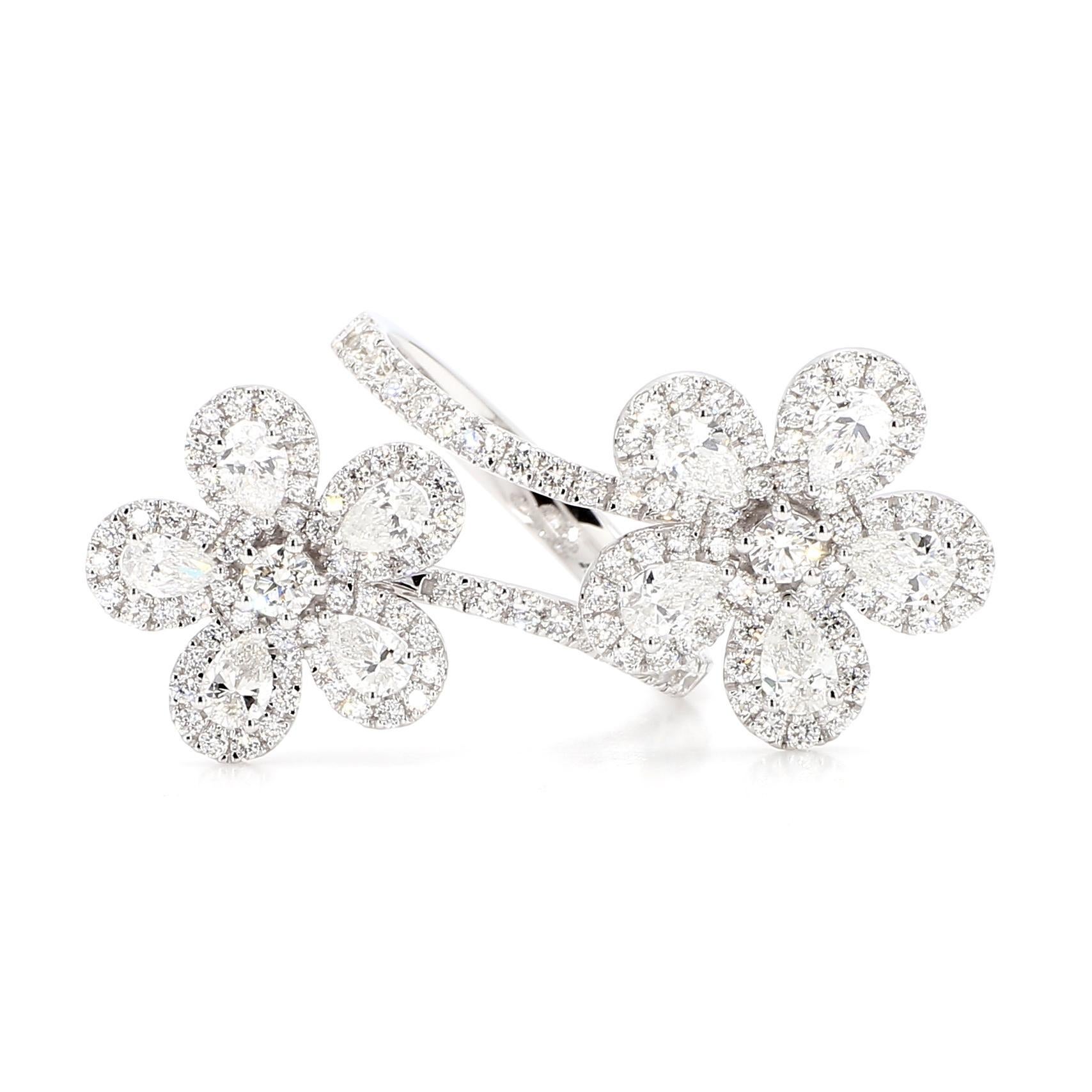 Natural White Pear Diamond 2.62 Carat TW White Gold Cocktail Ring (Zeitgenössisch) im Angebot