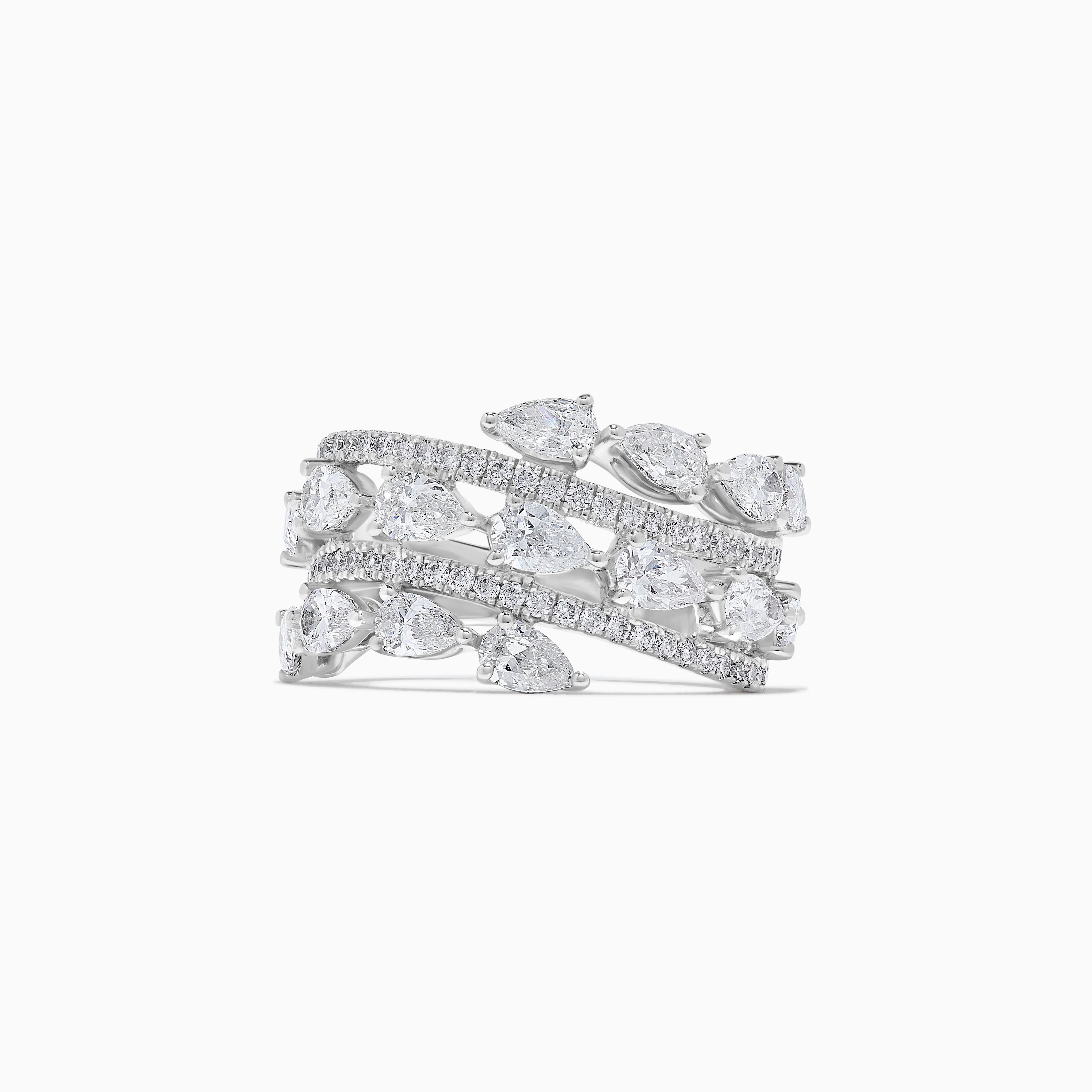 Natural White Pear Diamond 2.82 Carat TW White Gold Cocktail Ring Corte pera en venta