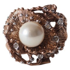 Anello con perle bianche naturali e diamanti di bronzo