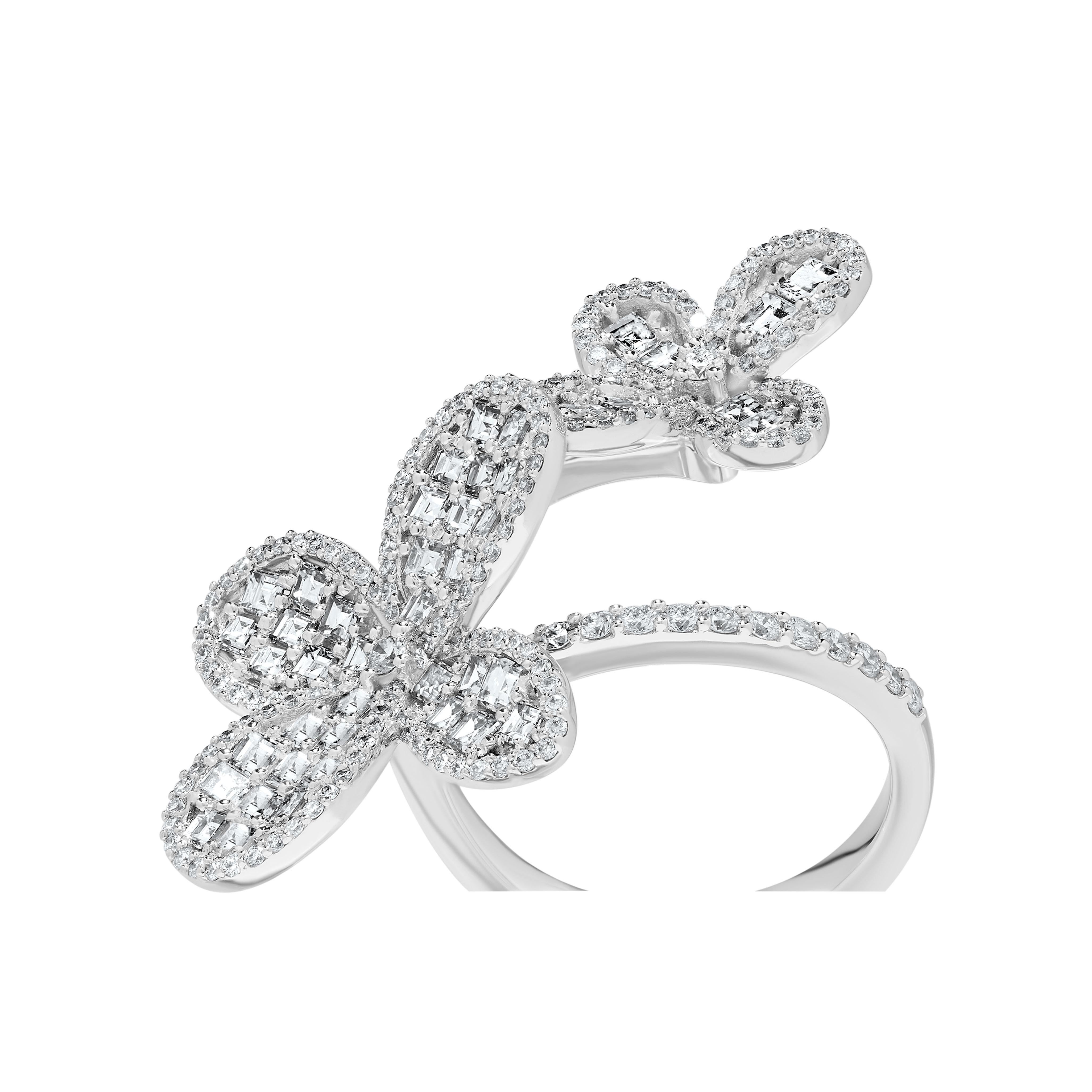 Cocktailring, natürlicher weißer Prinzessin-Diamant 2,36 Karat TW Weißgold (Zeitgenössisch) im Angebot