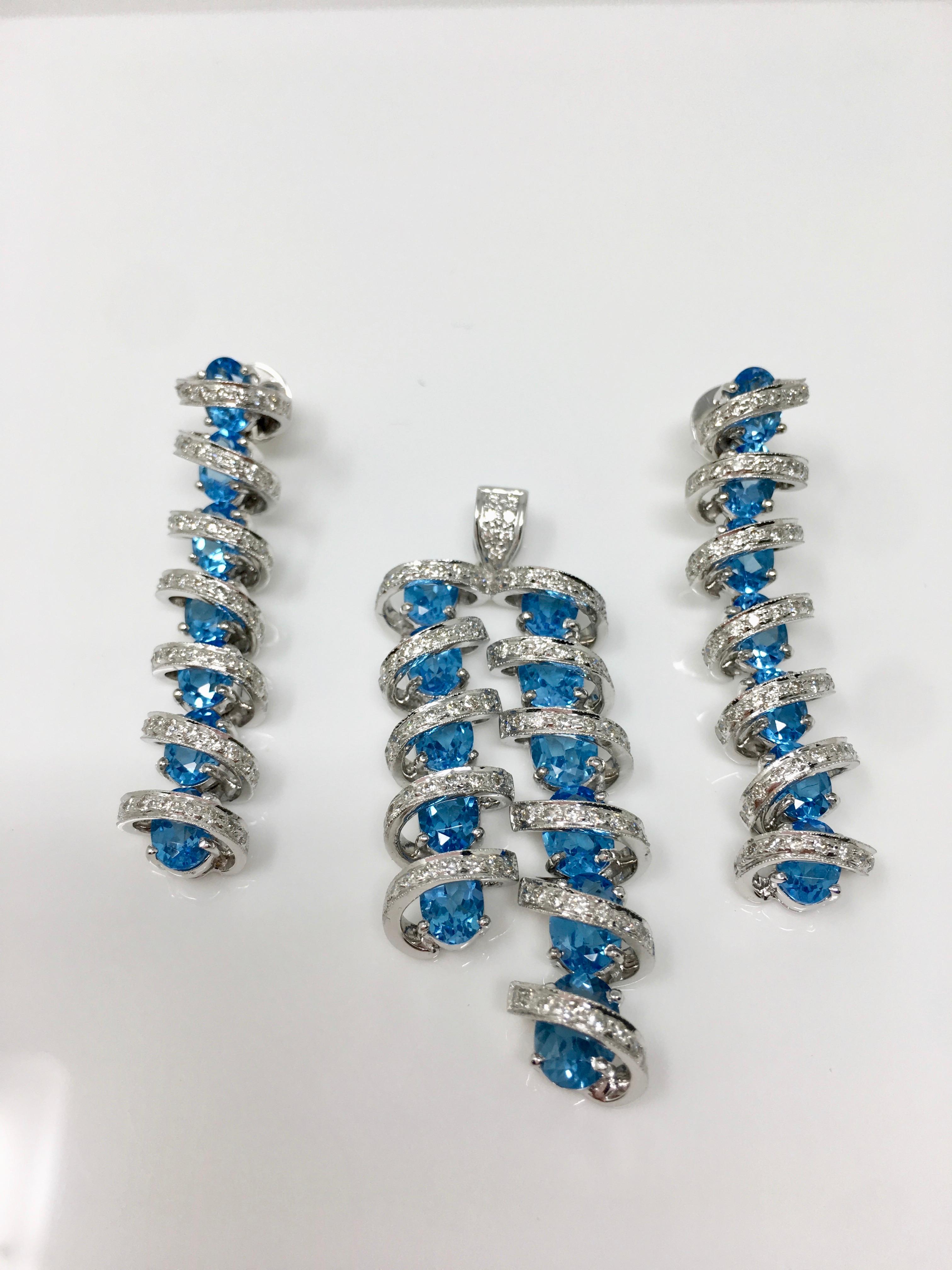 Women's White Round Brilliant Diamond and Oval Blue Topaz Pendant Set in 18 Karat Gold For Sale