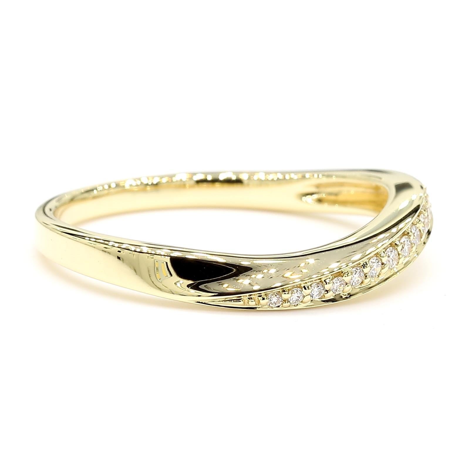 Natural White Round Diamond 0.08 Carat TW Yellow Gold Wedding Band Corte redondo en venta