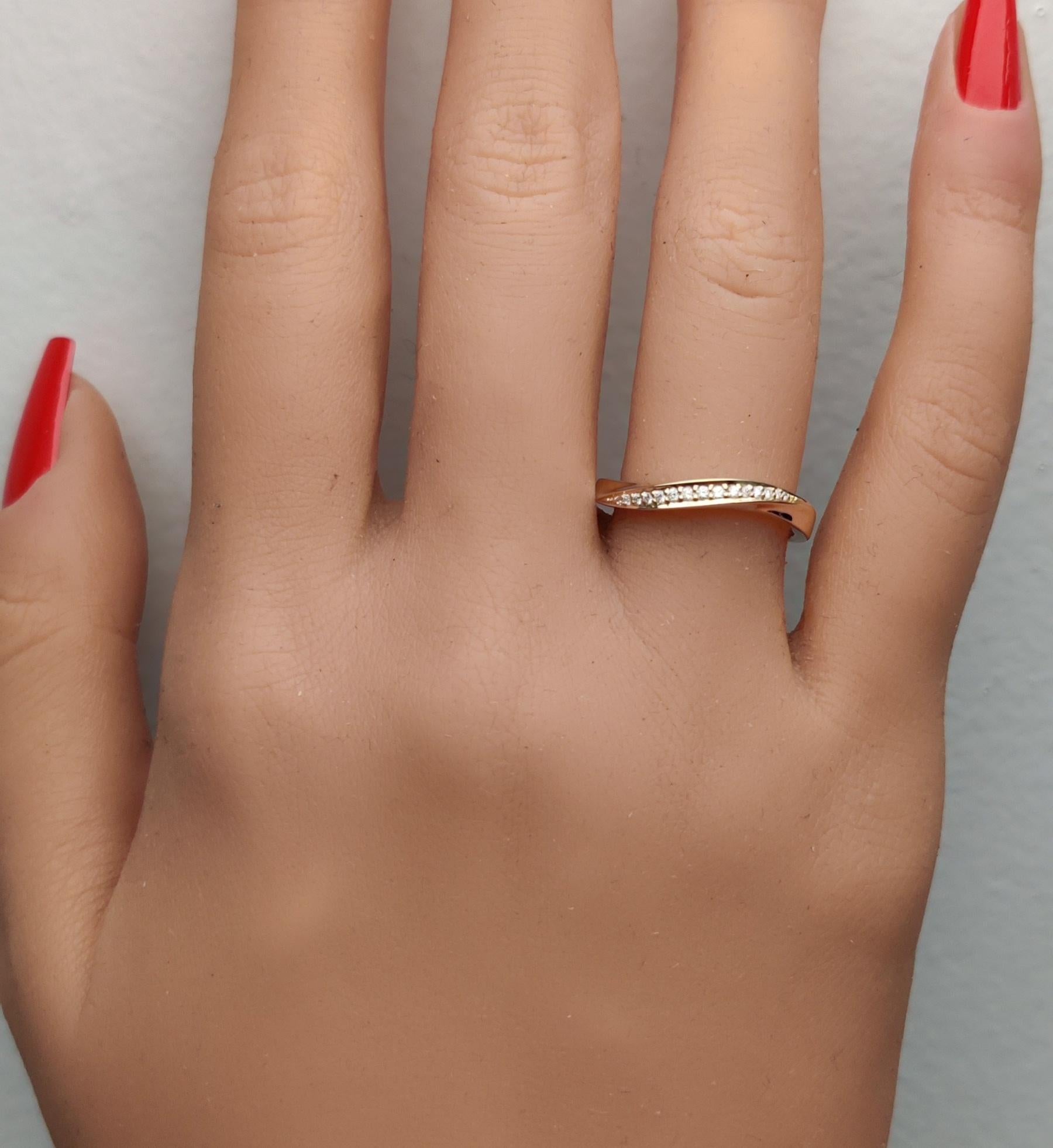 Natural White Round Diamond 0.08 Carat TW Yellow Gold Wedding Band en Nuevo estado para la venta en New York, NY