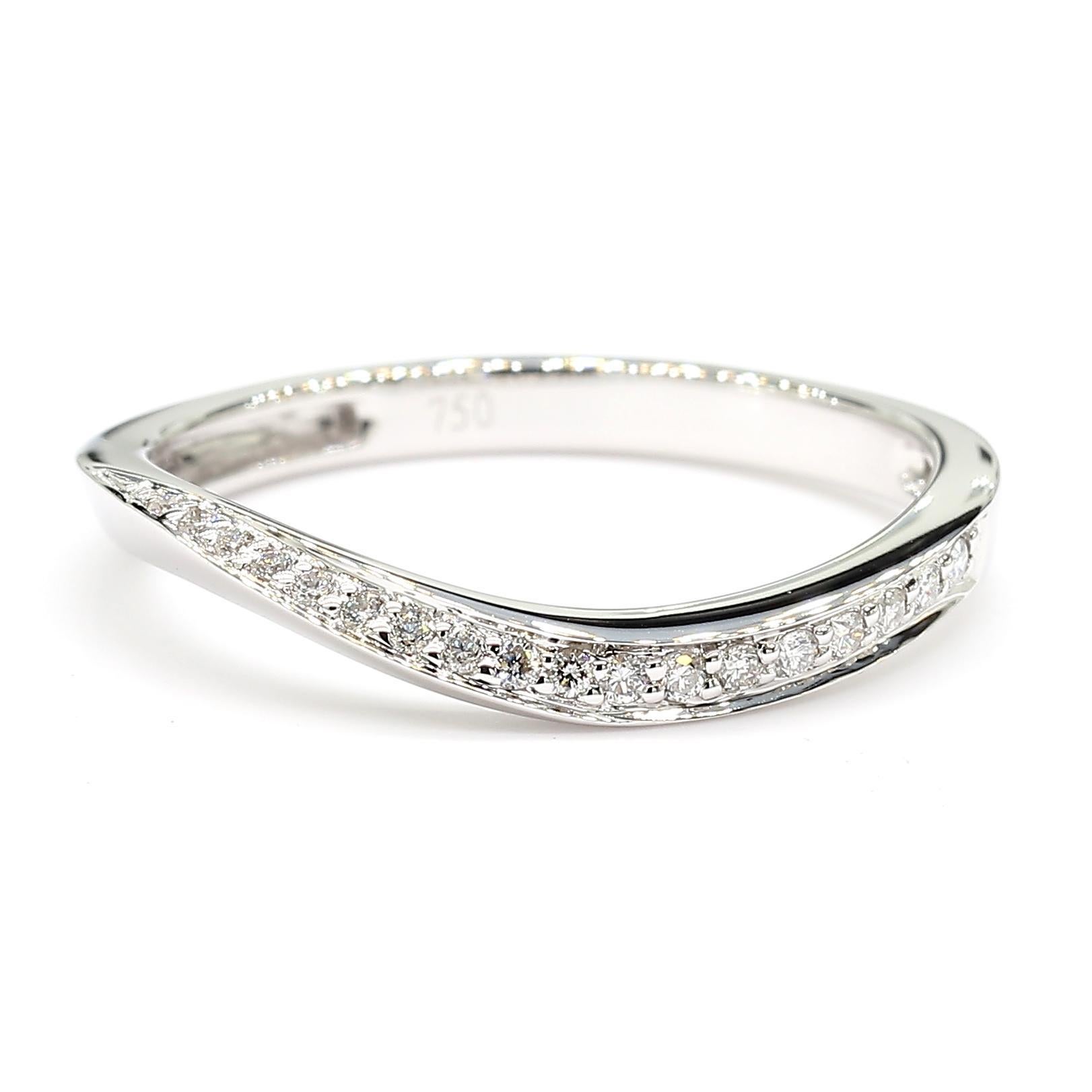 Contemporain Alliance en or blanc naturel avec diamants ronds de 0.10 carat poids total en vente