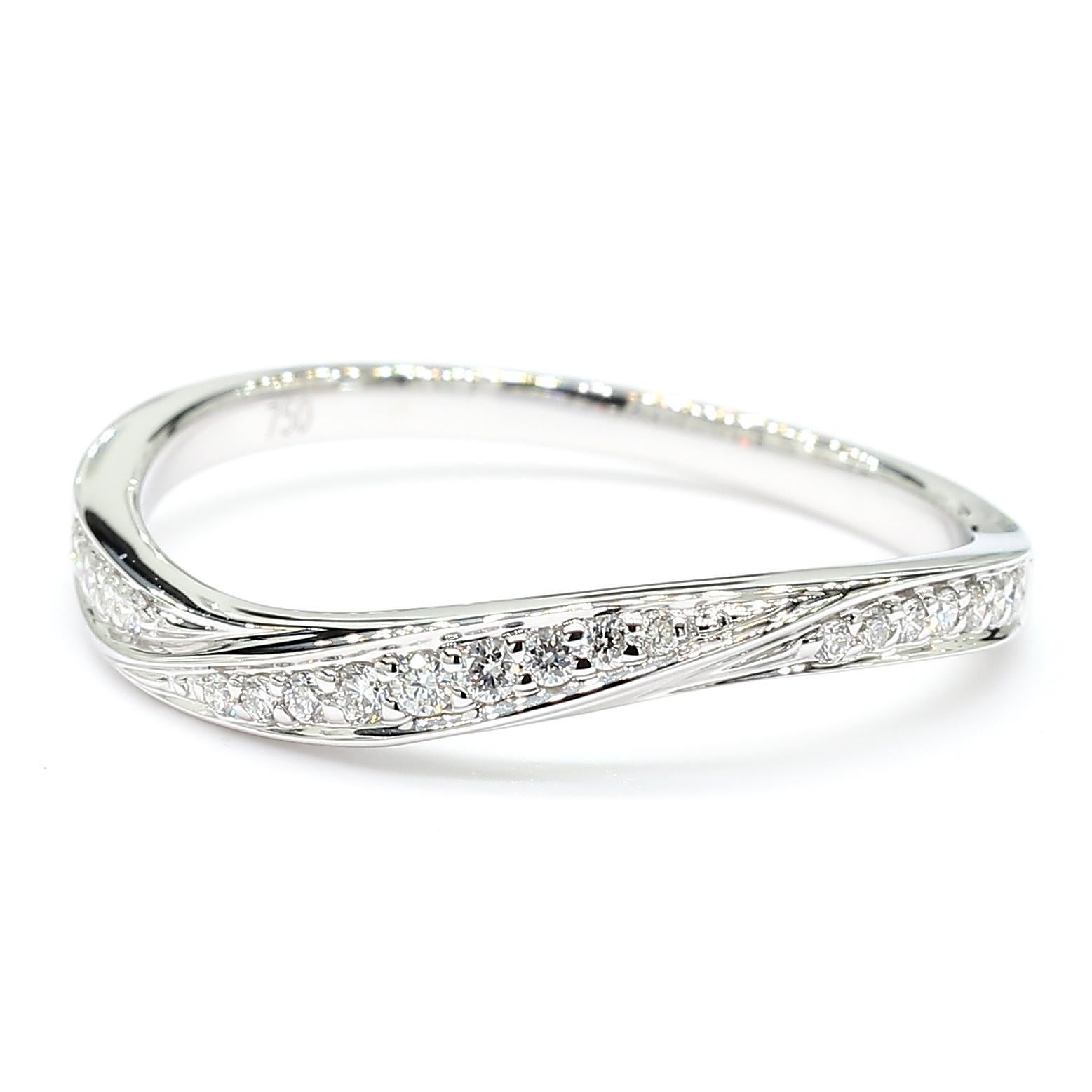 Contemporain Alliance en or blanc naturel avec diamants ronds de 0.10 carat poids total en vente