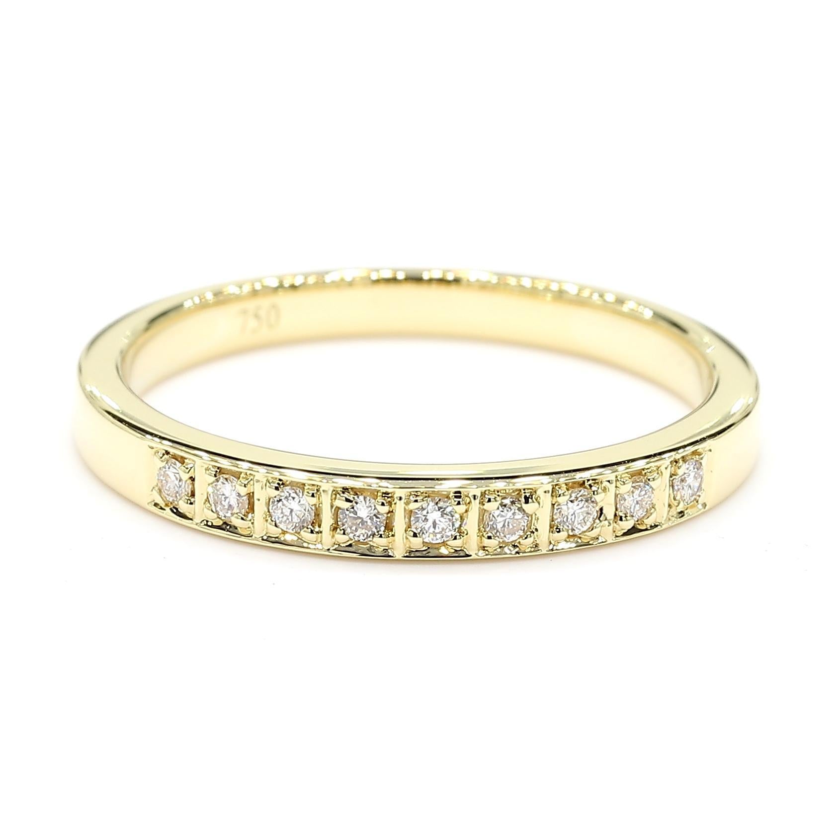 Contemporain Alliance en or jaune avec diamants ronds blancs naturels de 0.10 carat poids total en vente