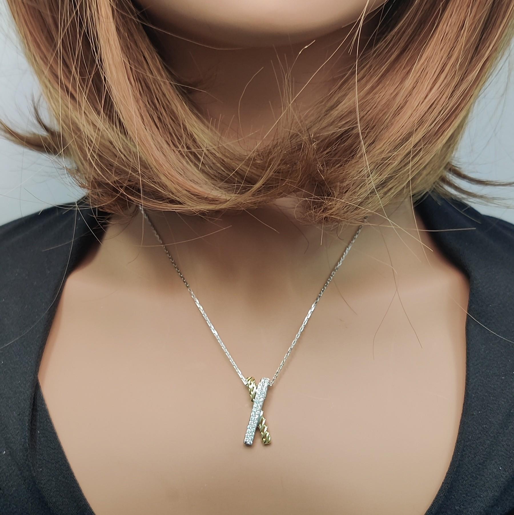 Pendentif en or blanc naturel avec diamant rond de 0,38 carat poids total Neuf - En vente à New York, NY